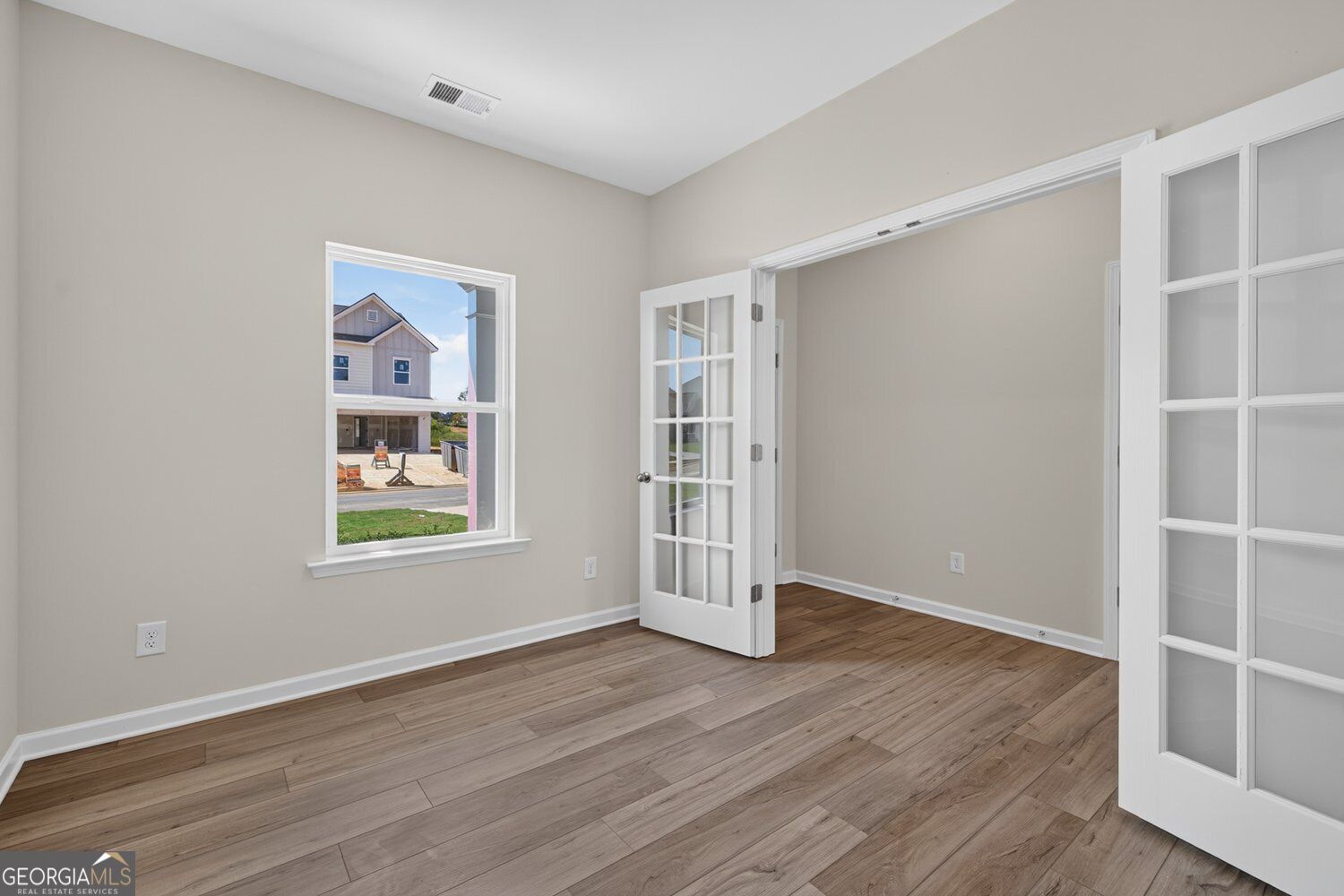 139 Shire Loop Property Photo 14