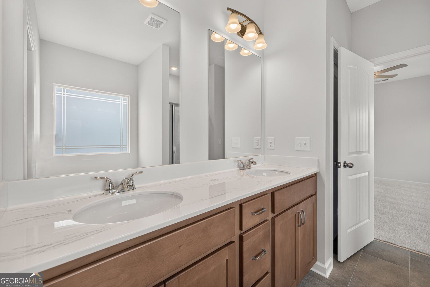 139 Shire Loop Property Photo 35