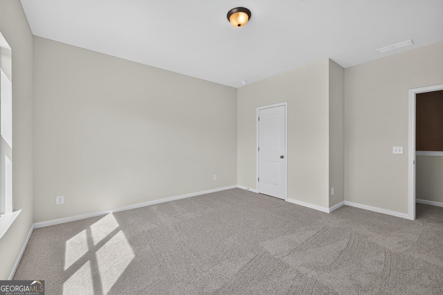 139 Shire Loop Property Photo 38