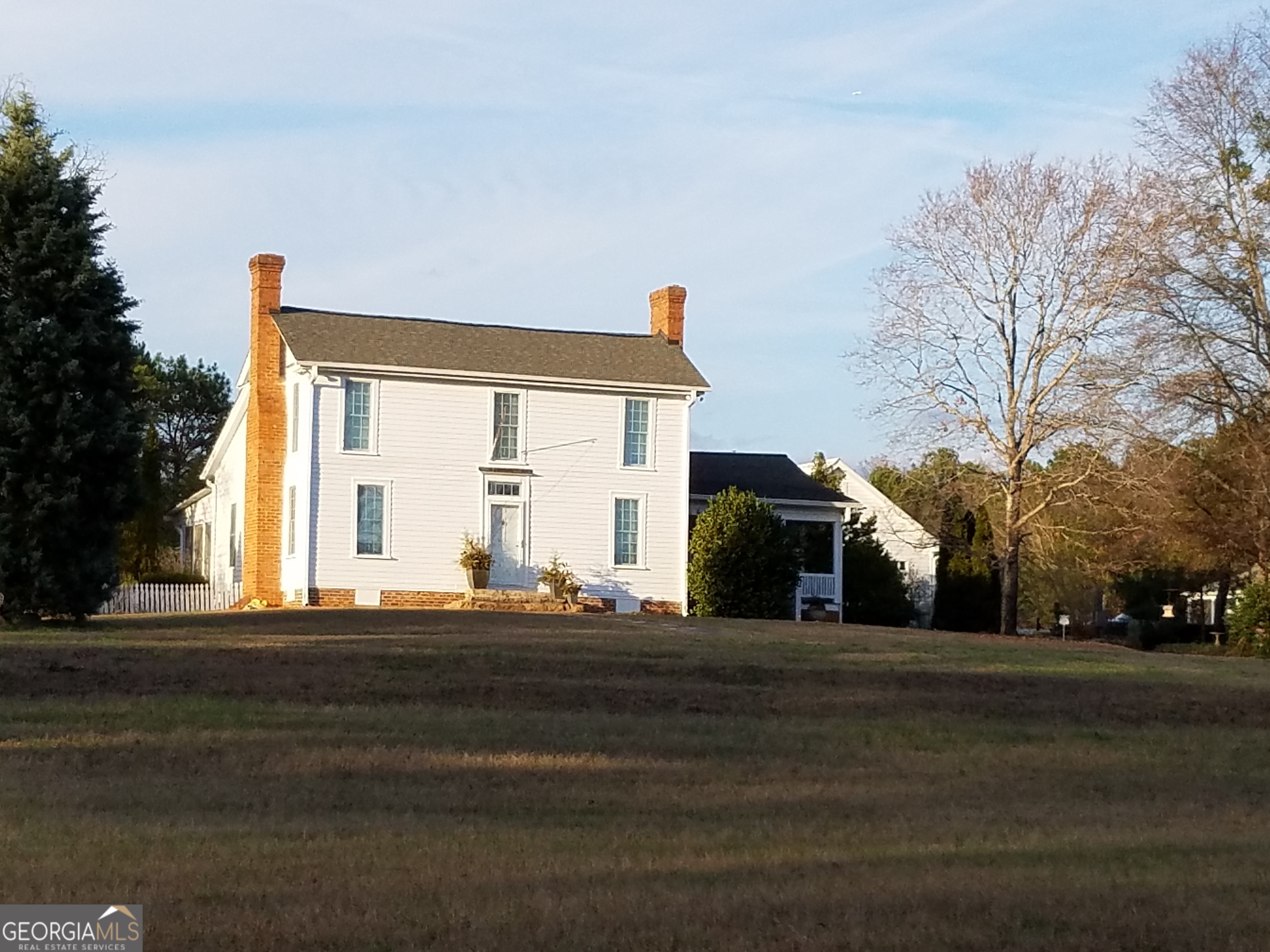 1834 Highway 16 W Property Photo 1