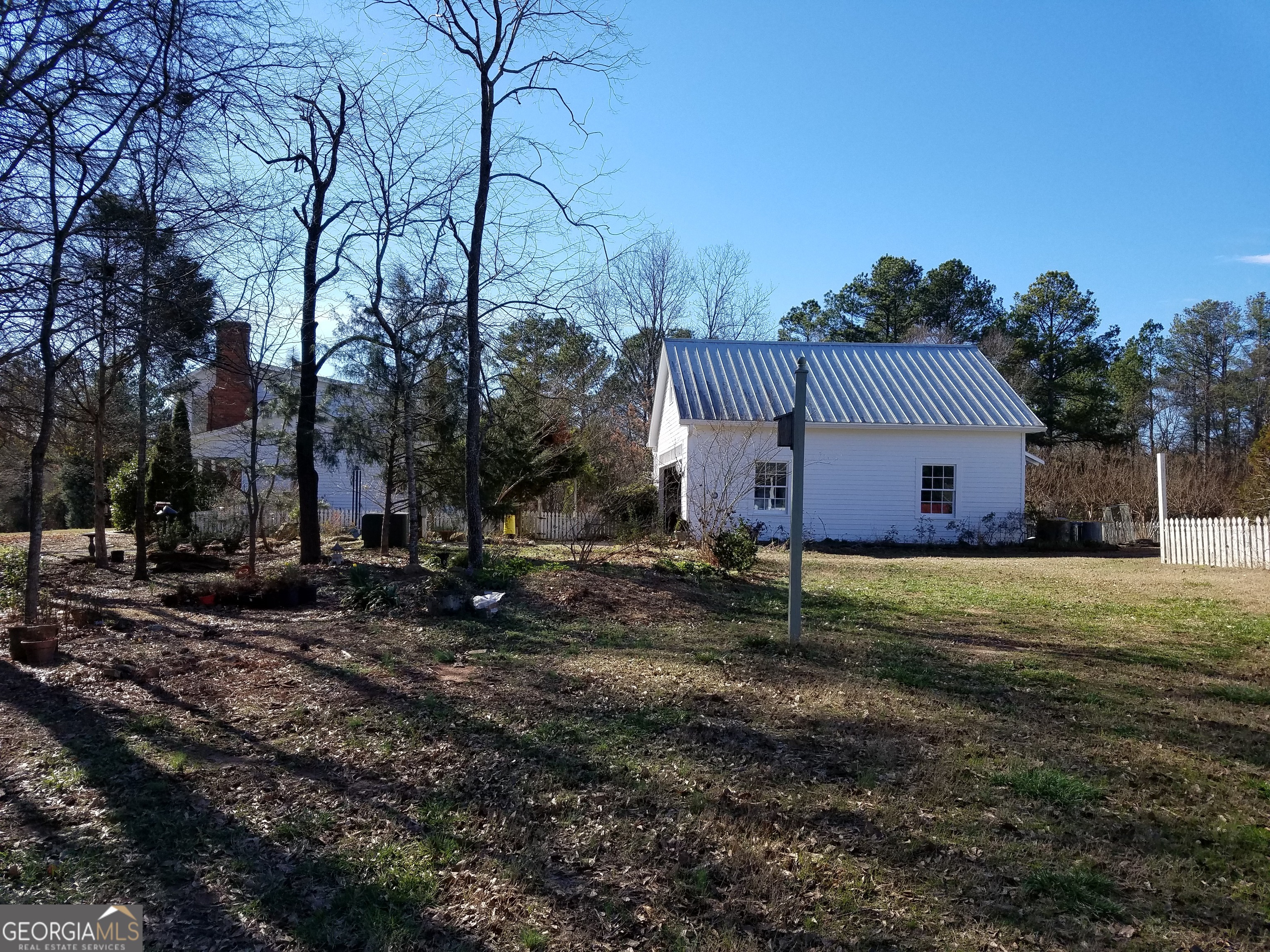 1834 Highway 16 W Property Photo 4