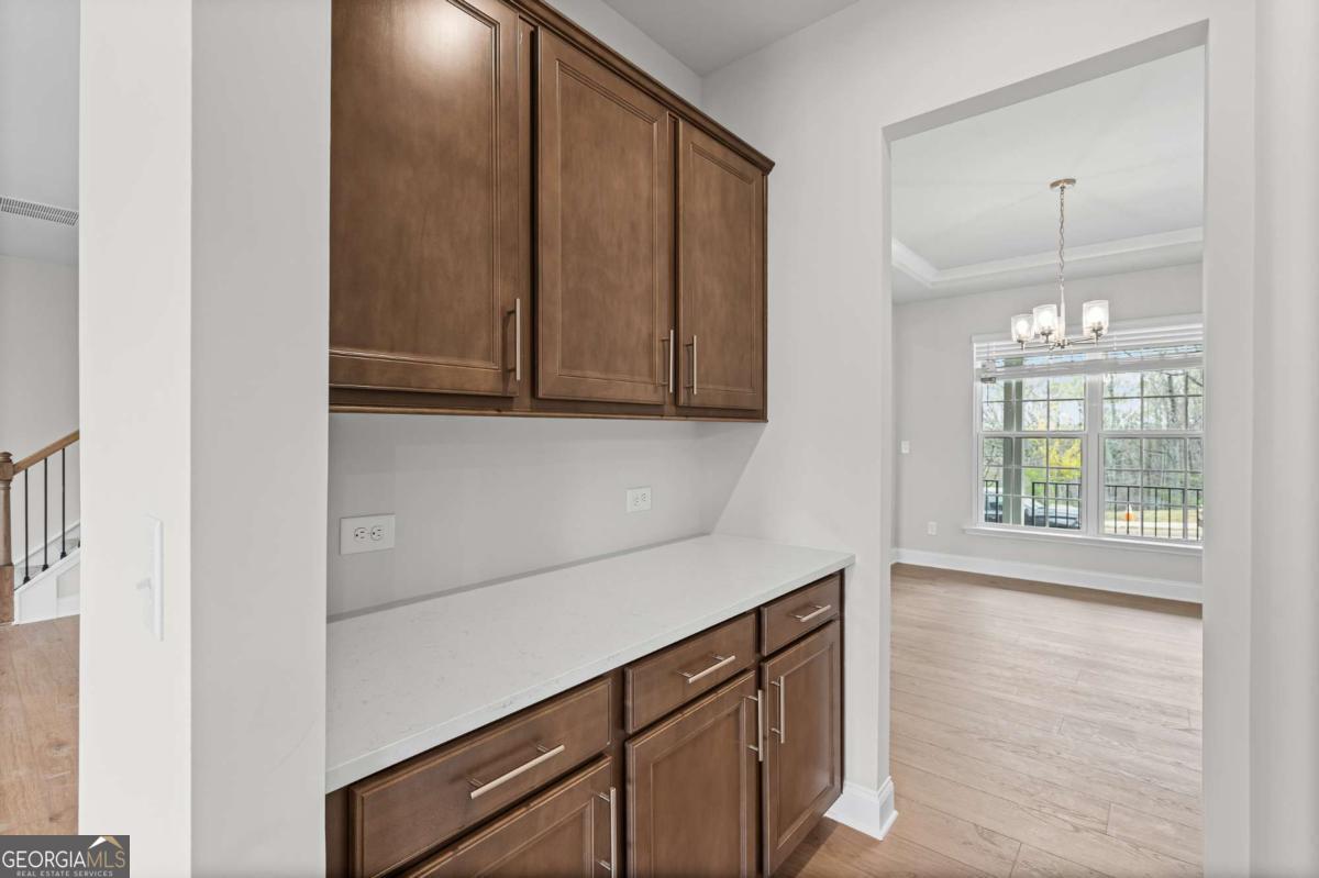 4865 Rosarian Drive Property Photo 10