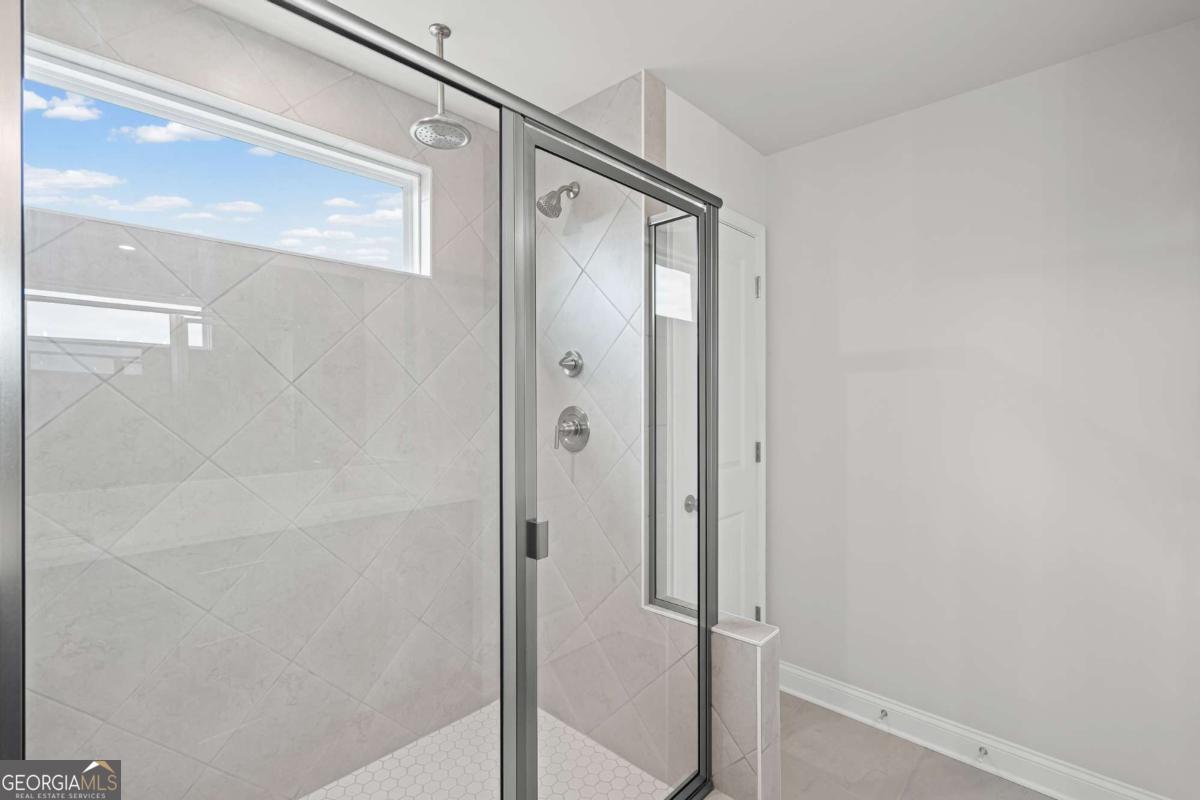 4865 Rosarian Drive Property Photo 16