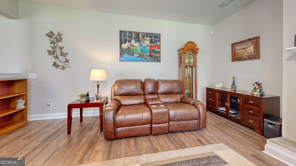 126 Samsdrive Property Photo 27