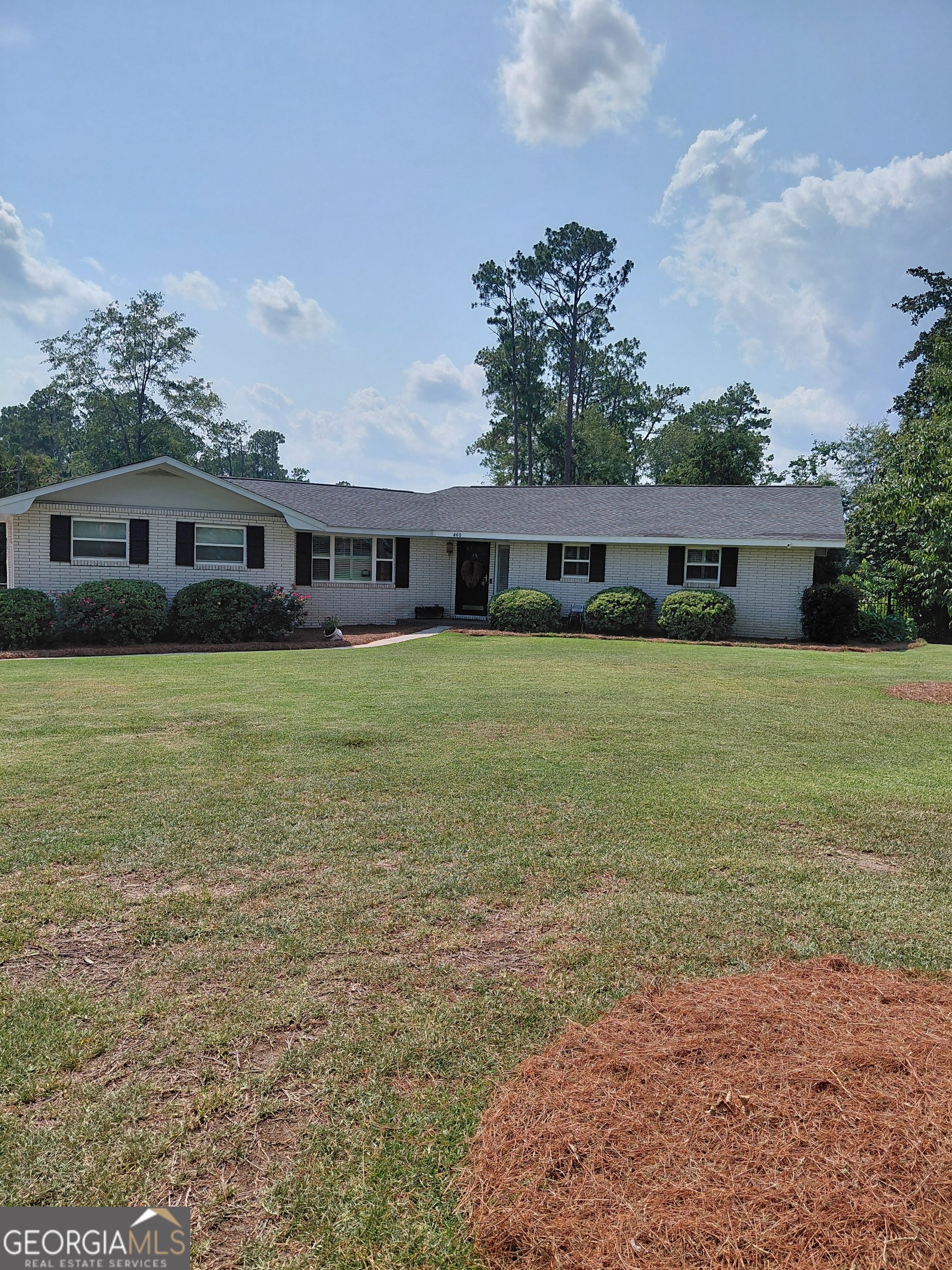 460 S College Street Property Photo 1