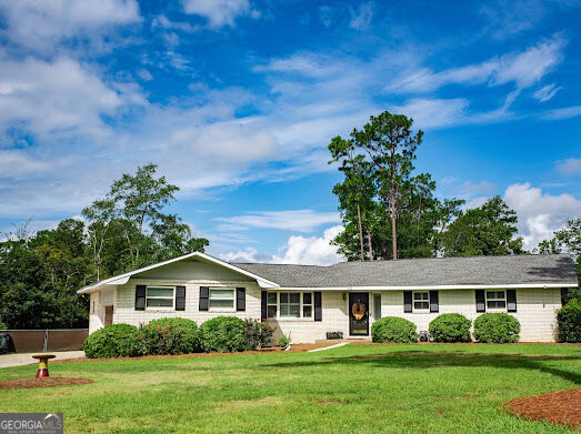 460 S College Street Property Photo 1