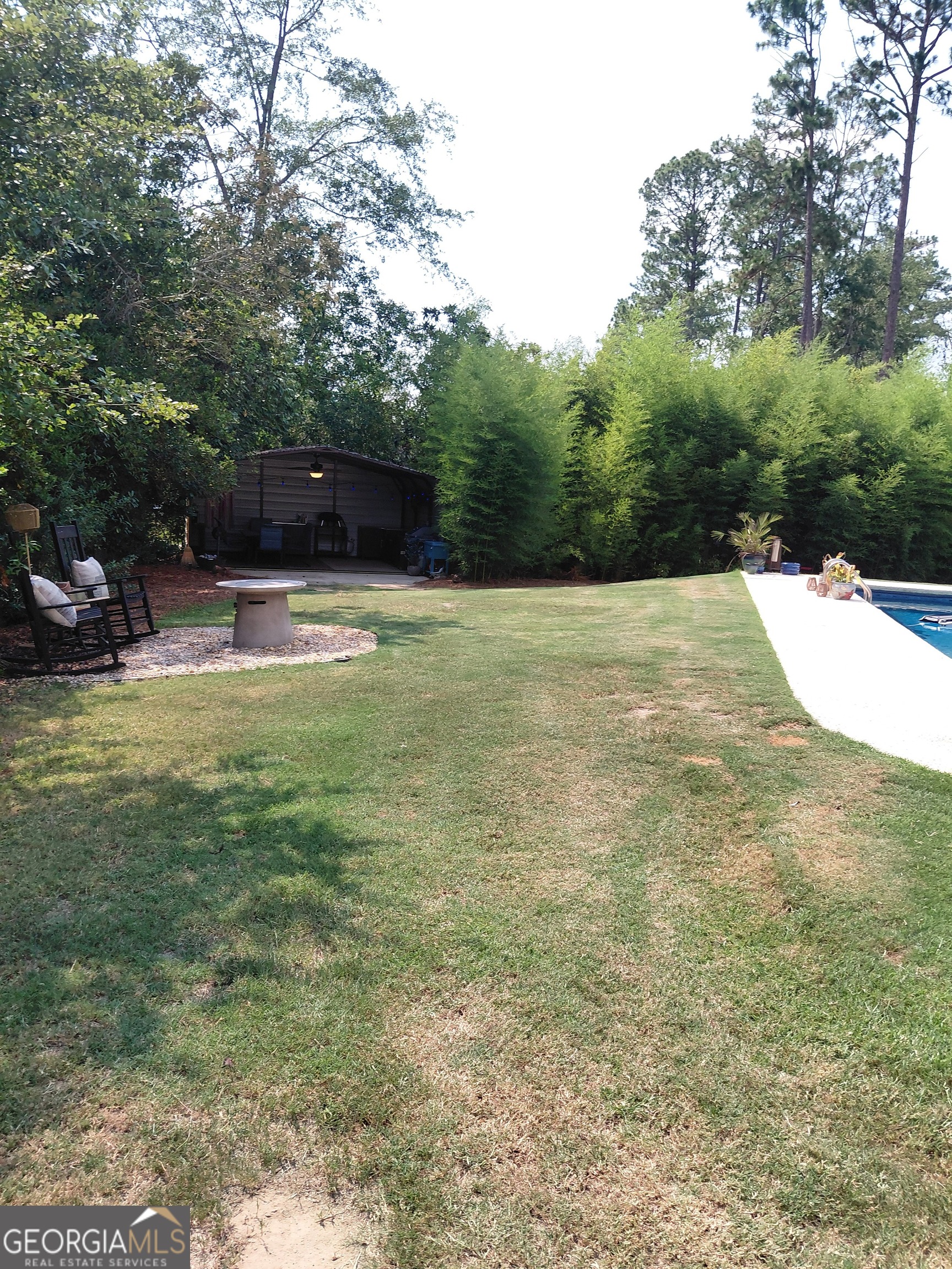 460 S College Street Property Photo 9
