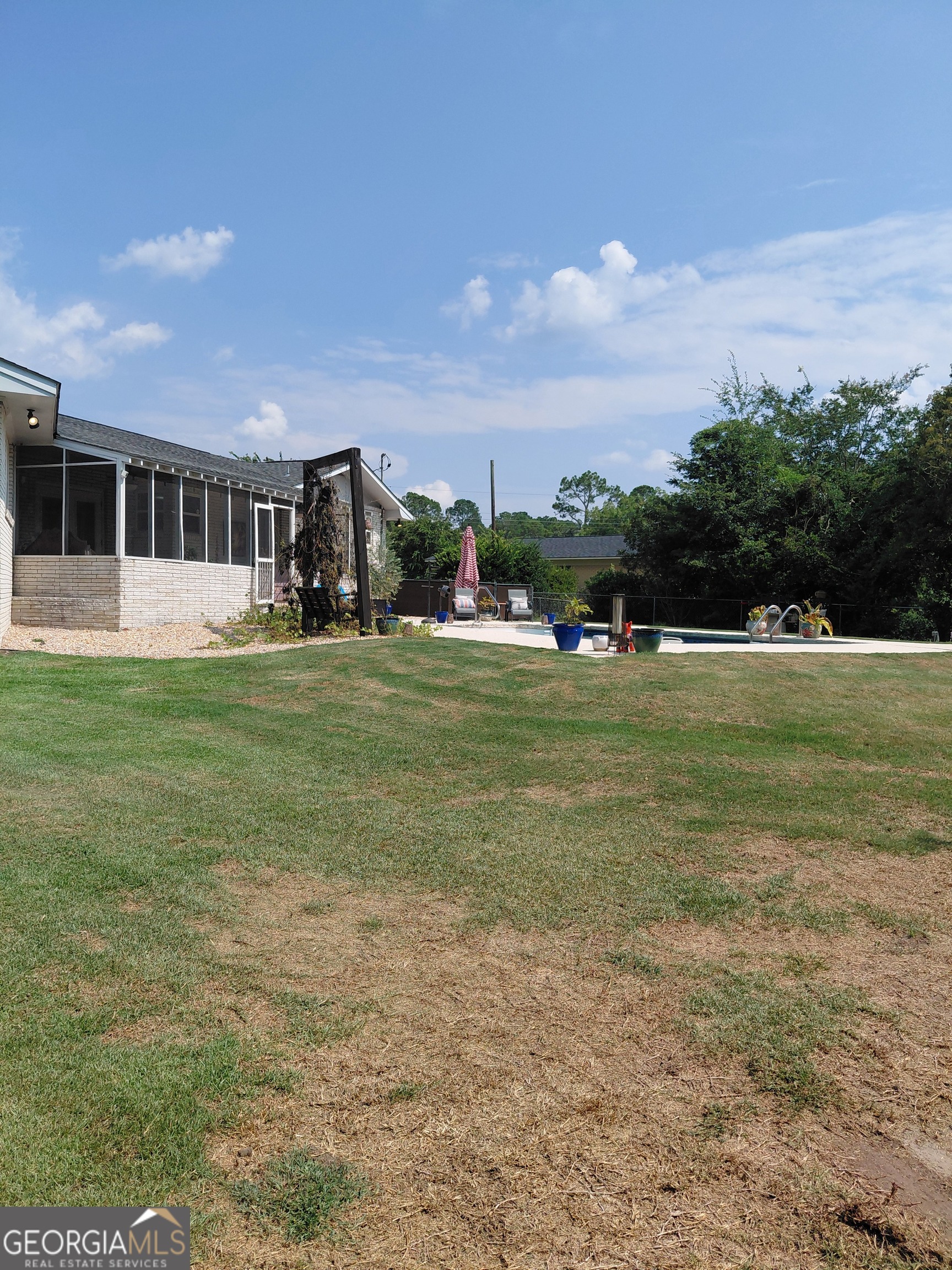 460 S College Street Property Photo 16