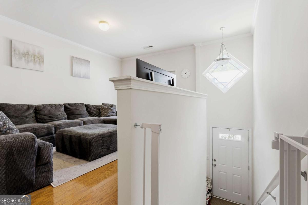 1524 Liberty Parkway Nw Property Photo 3