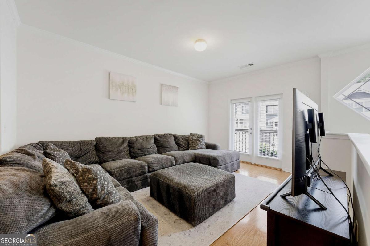 1524 Liberty Parkway Nw Property Photo 4