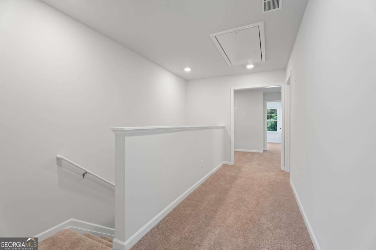 156 Flier Drive Property Photo 13