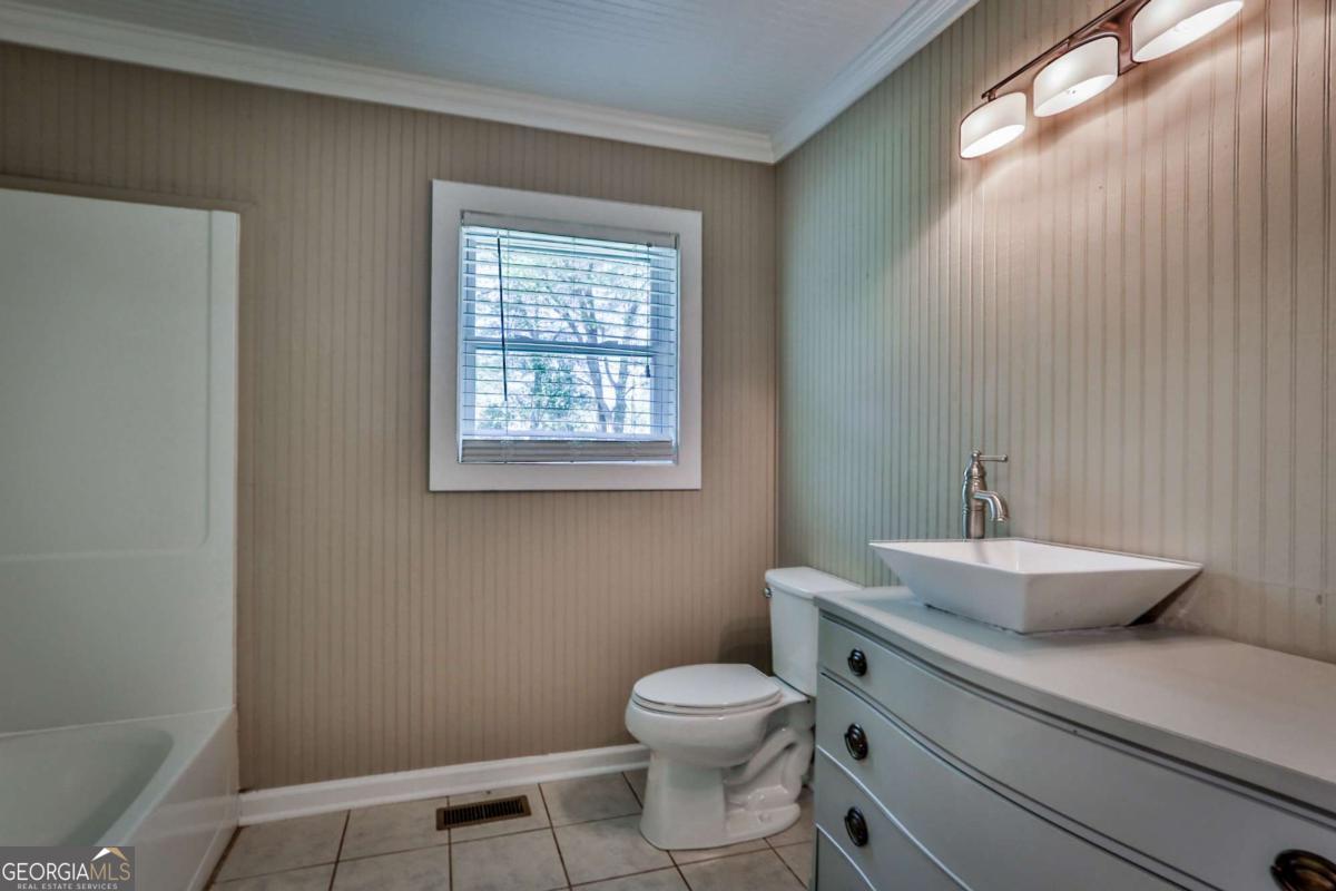 680 North Avenue Property Photo 20