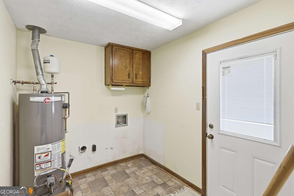 2171 Pinehurst Road Property Photo 13