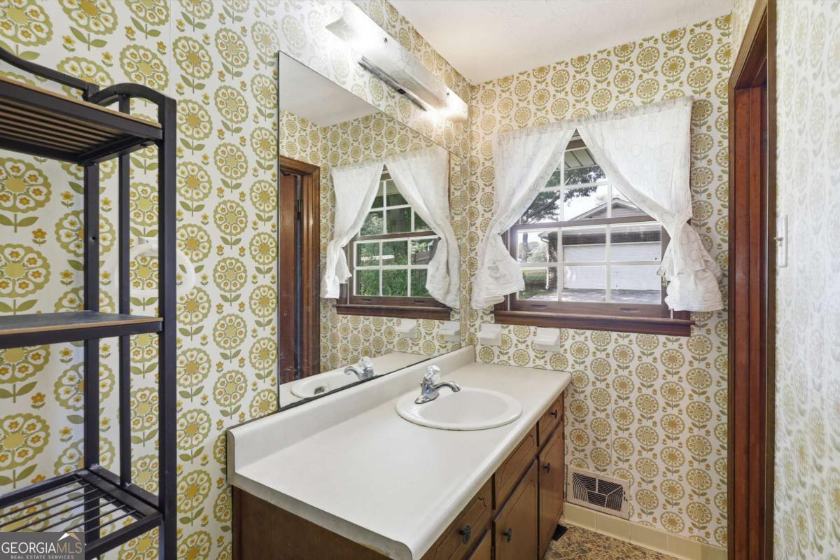 2171 Pinehurst Road Property Photo 22