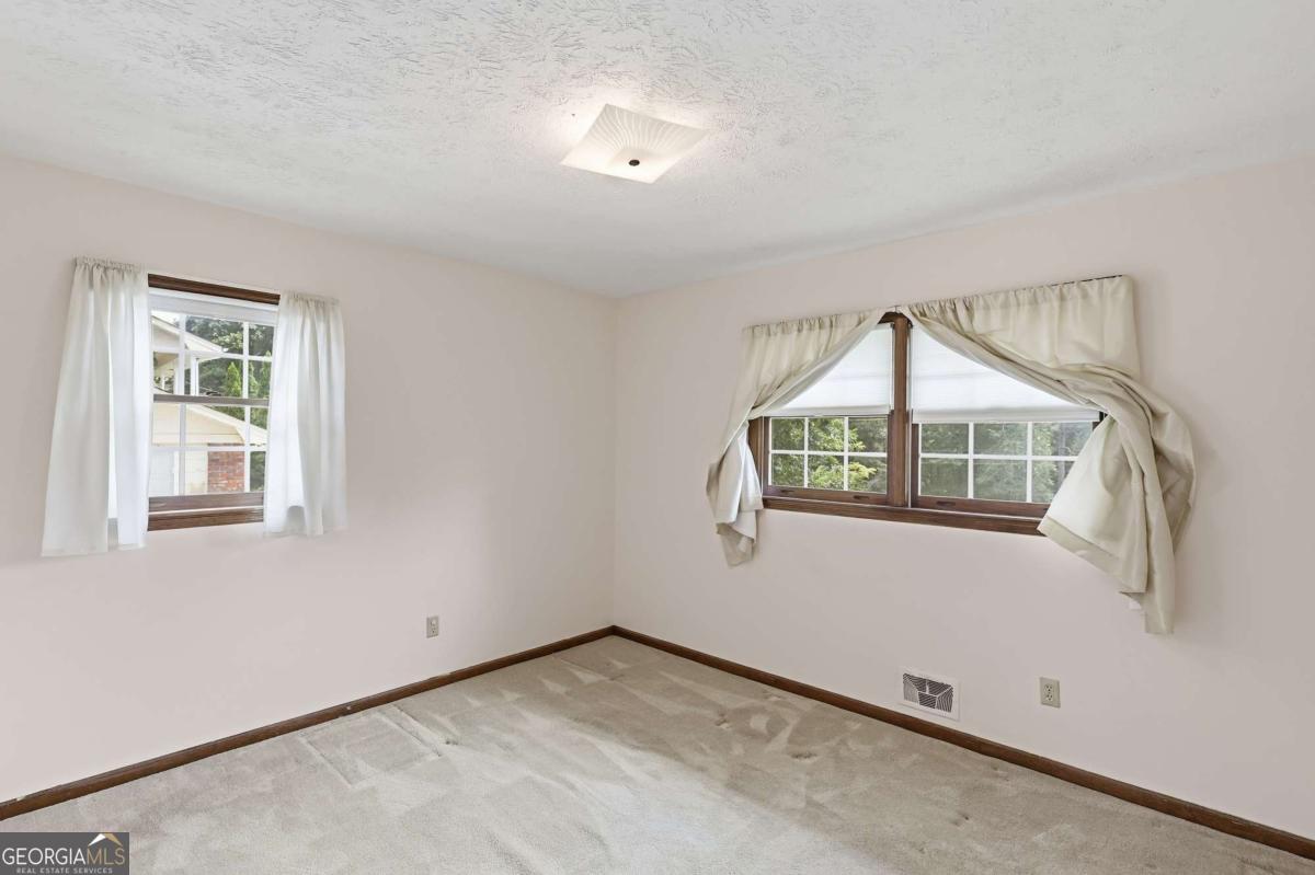 2171 Pinehurst Road Property Photo 23