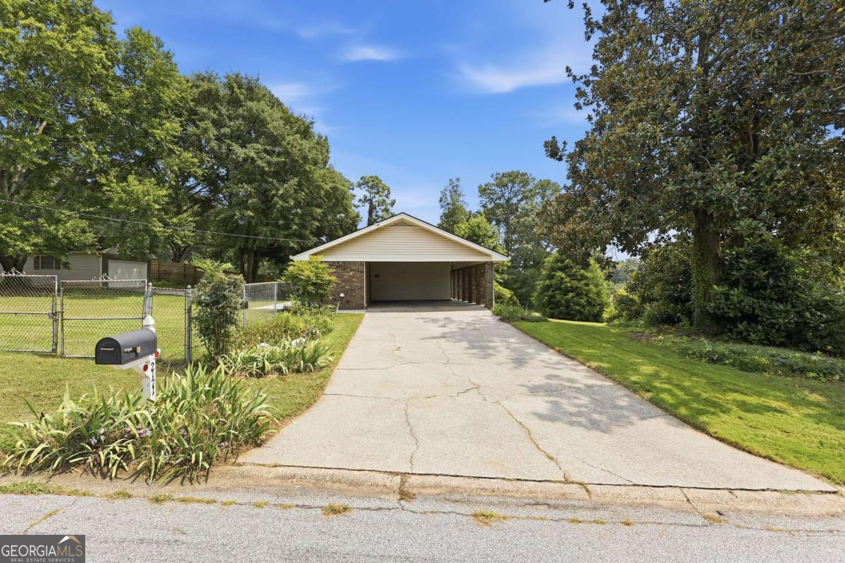 2171 Pinehurst Road Property Photo 42