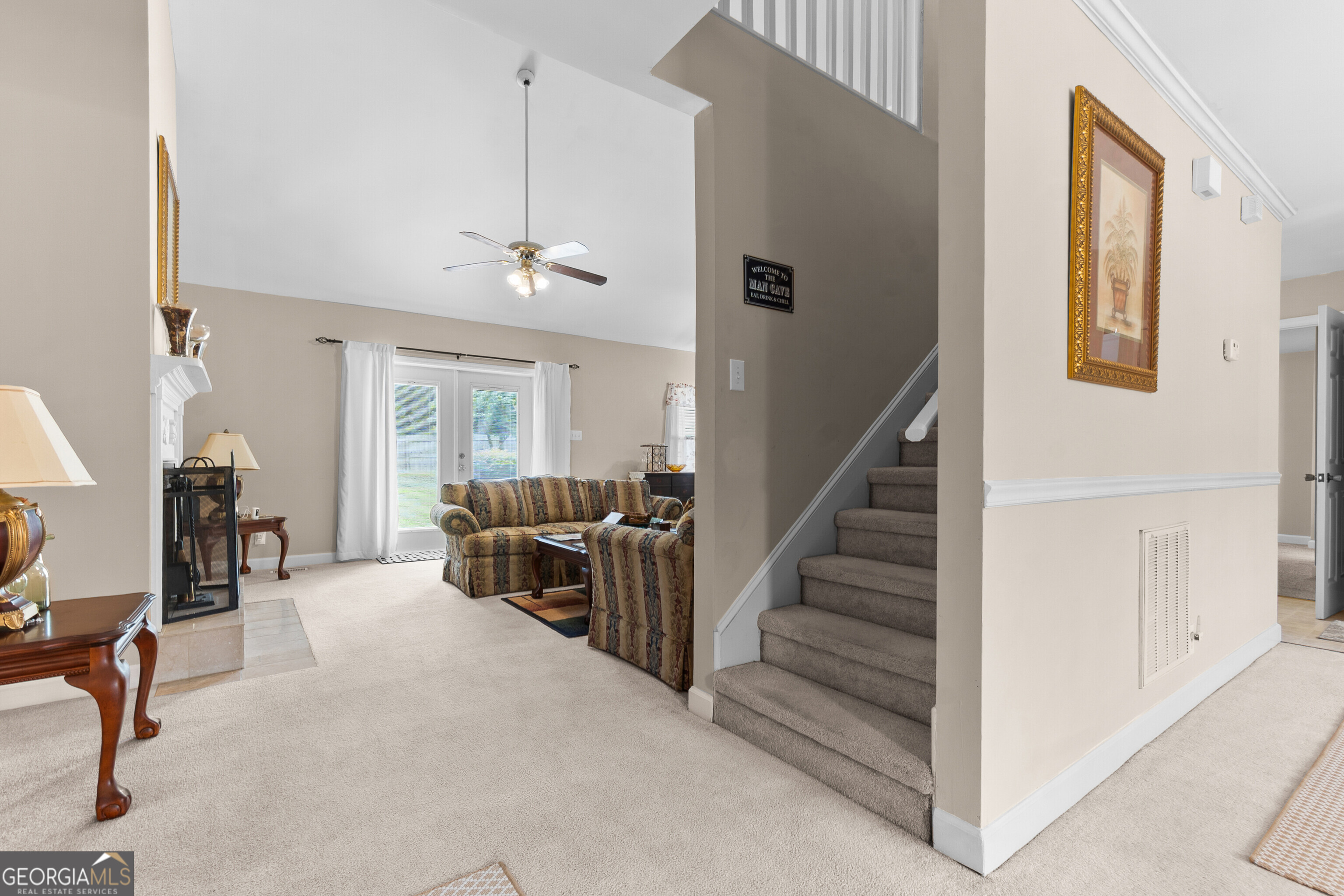 200 Autumn Trace Court Property Photo 4