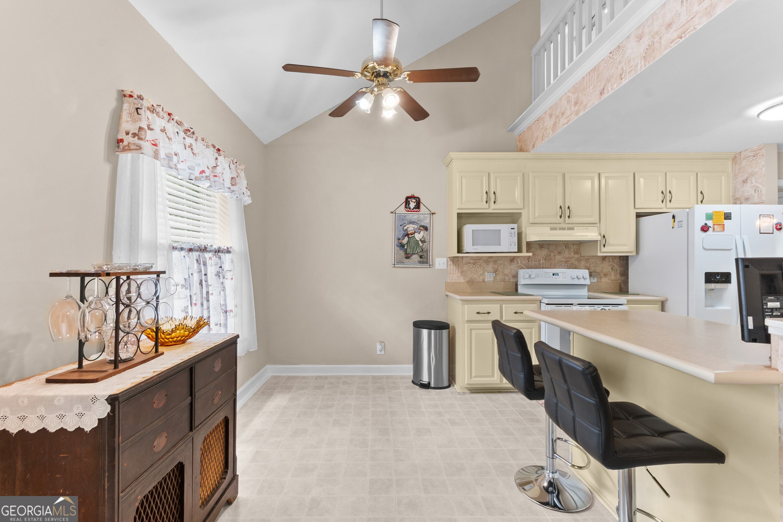 200 Autumn Trace Court Property Photo 10