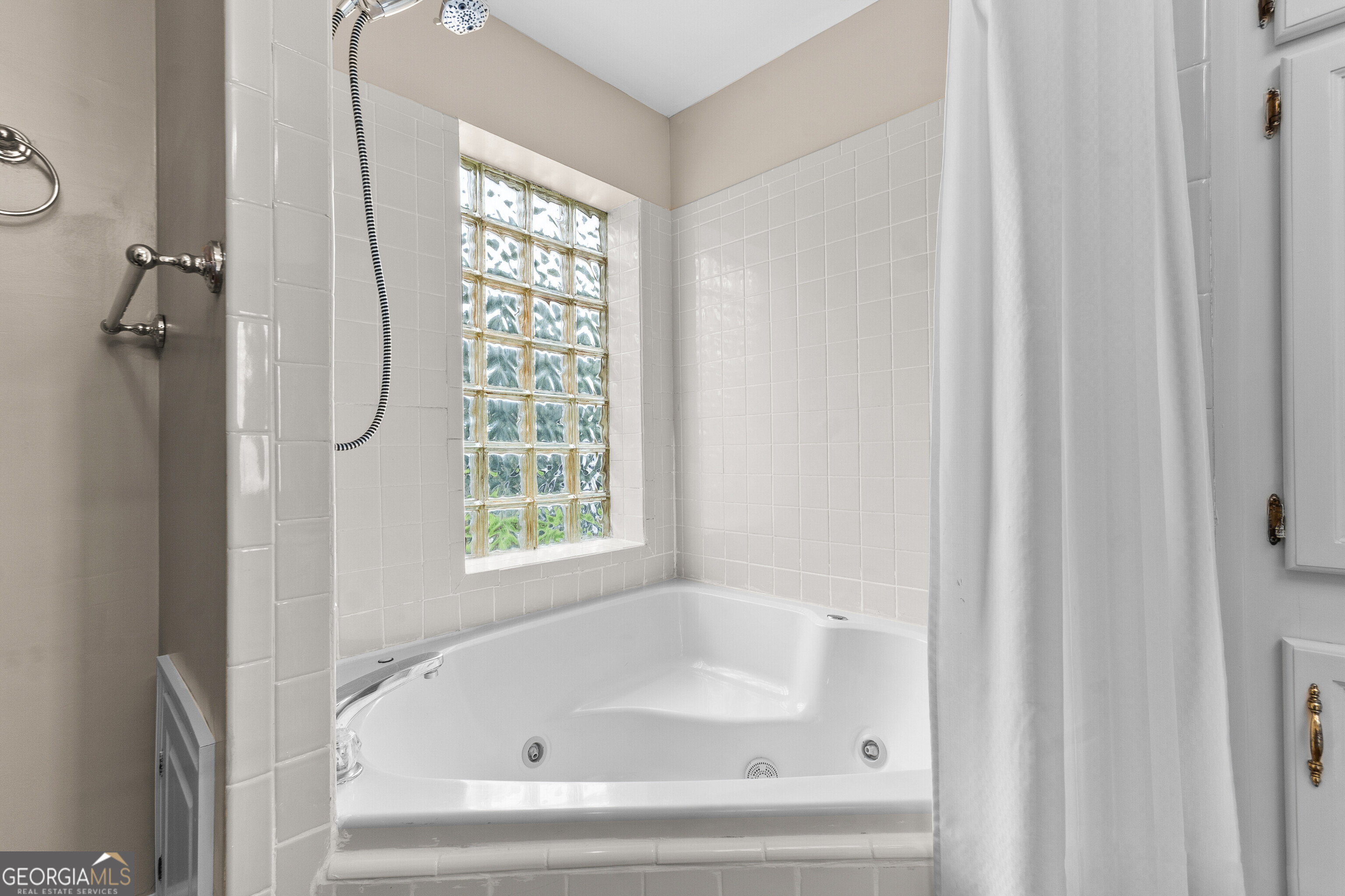 200 Autumn Trace Court Property Photo 17