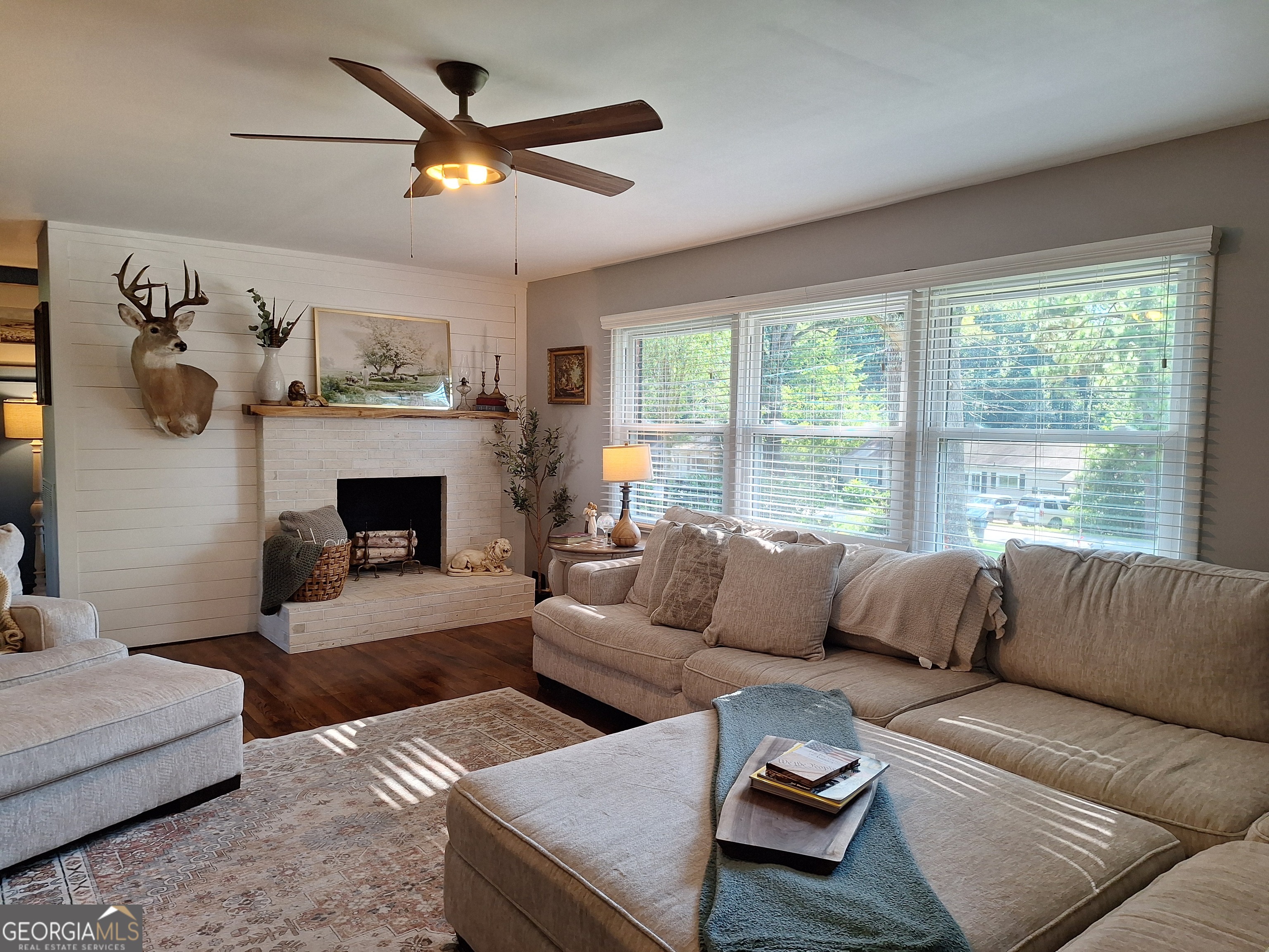 503 Crestview Lane Property Photo 8