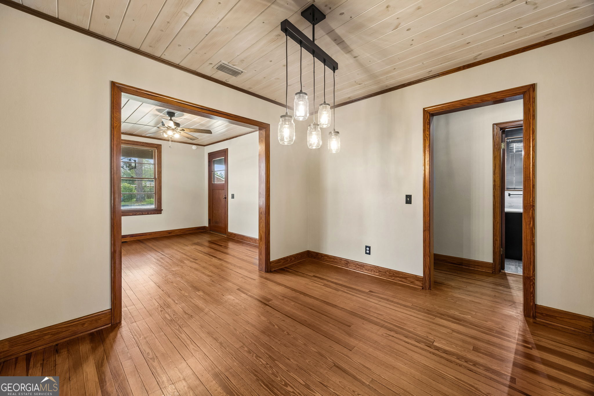 283 First Street Property Photo 16