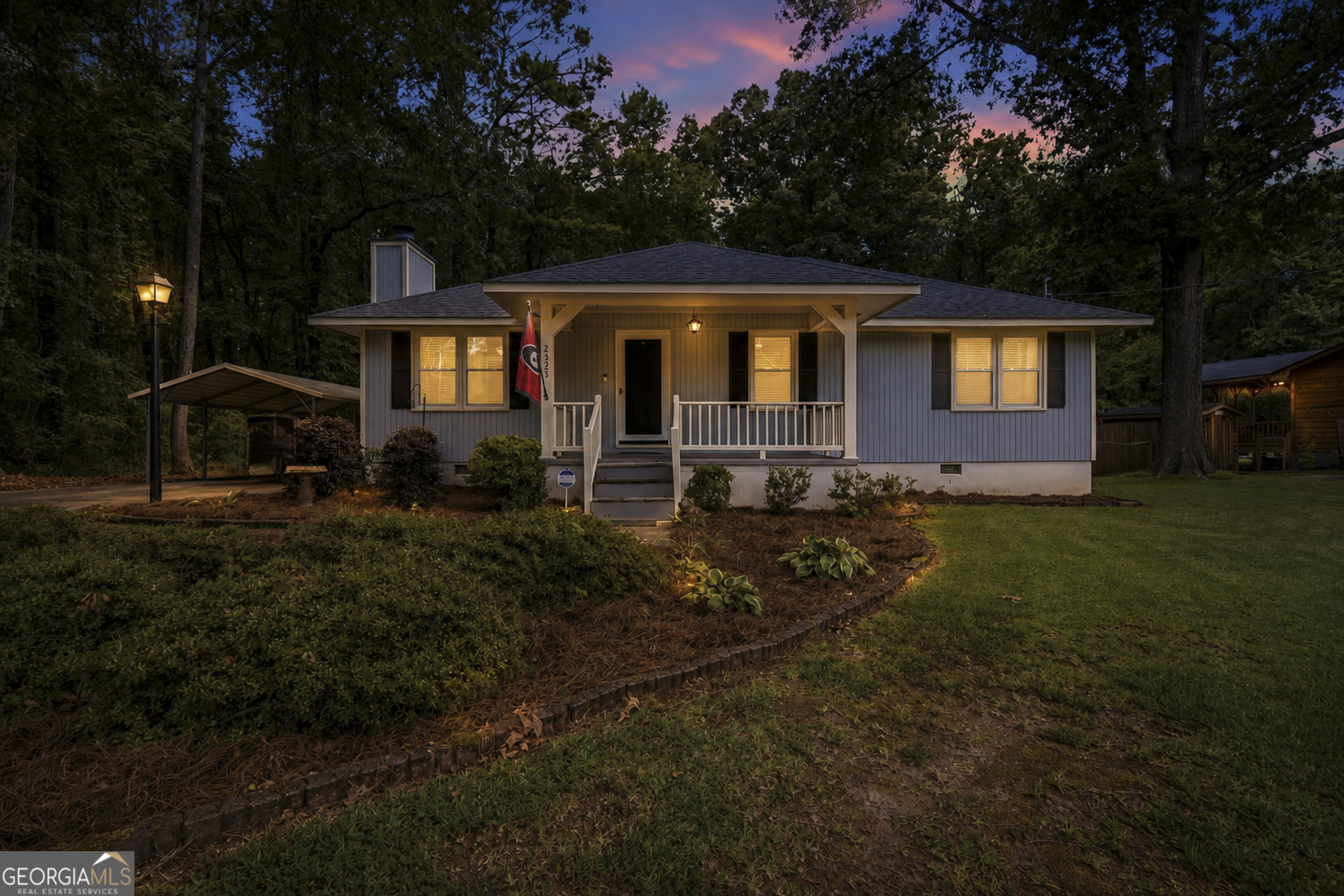2323 Unaliyi Trail Property Photo 2