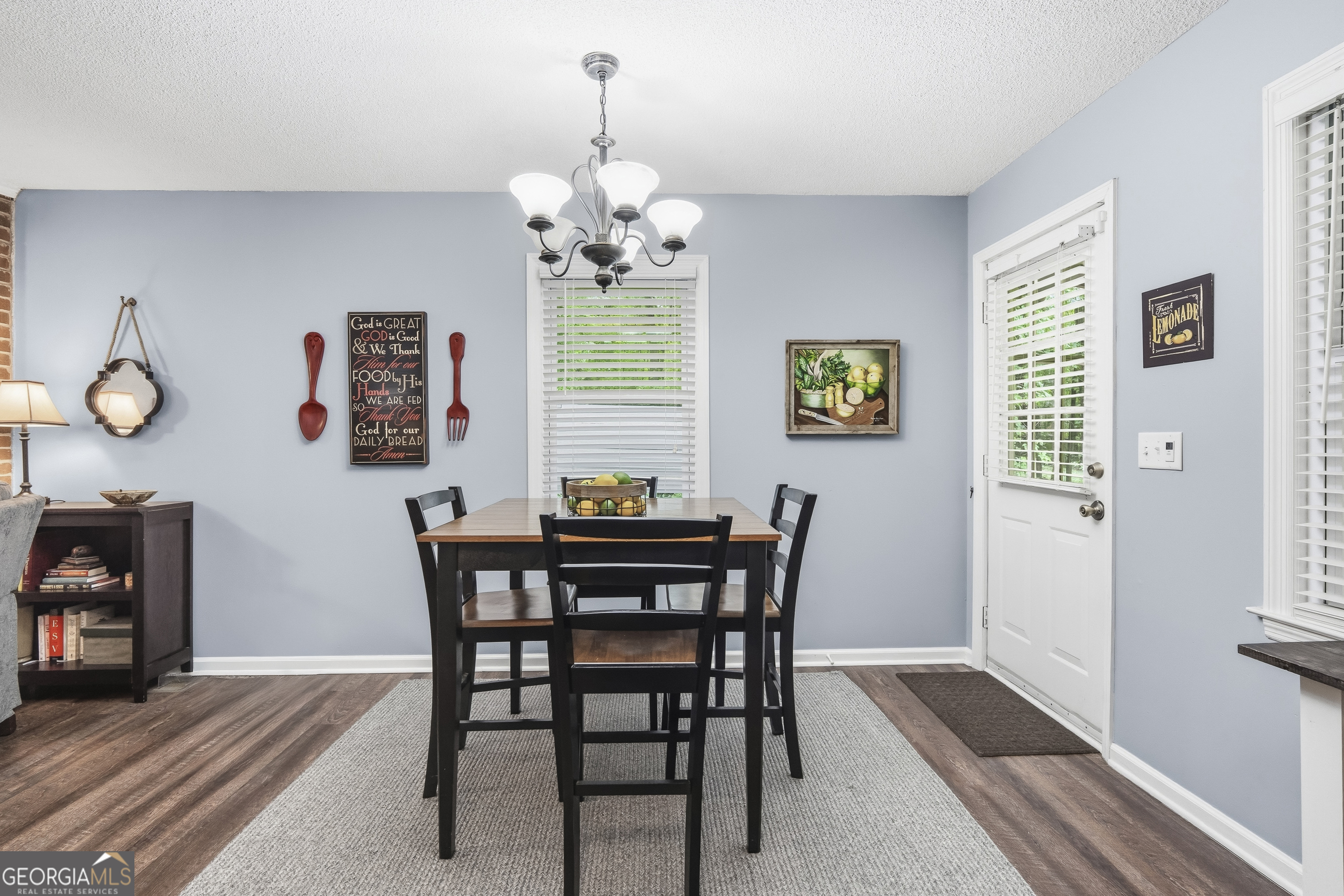2323 Unaliyi Trail Property Photo 14