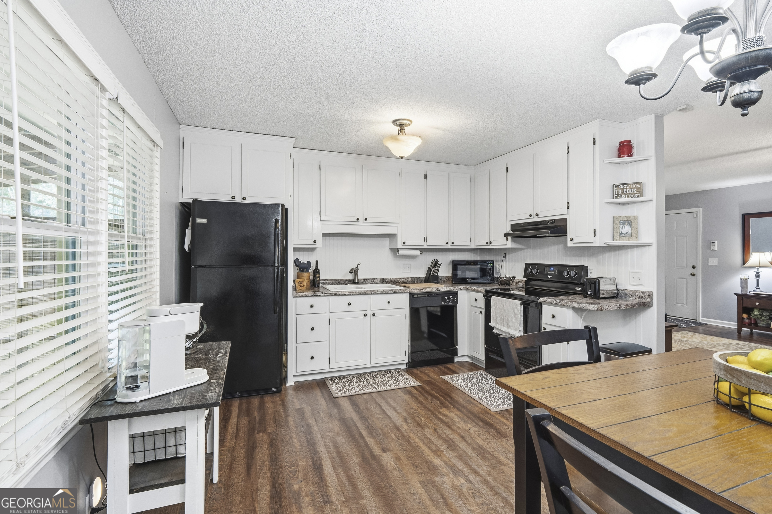2323 Unaliyi Trail Property Photo 15