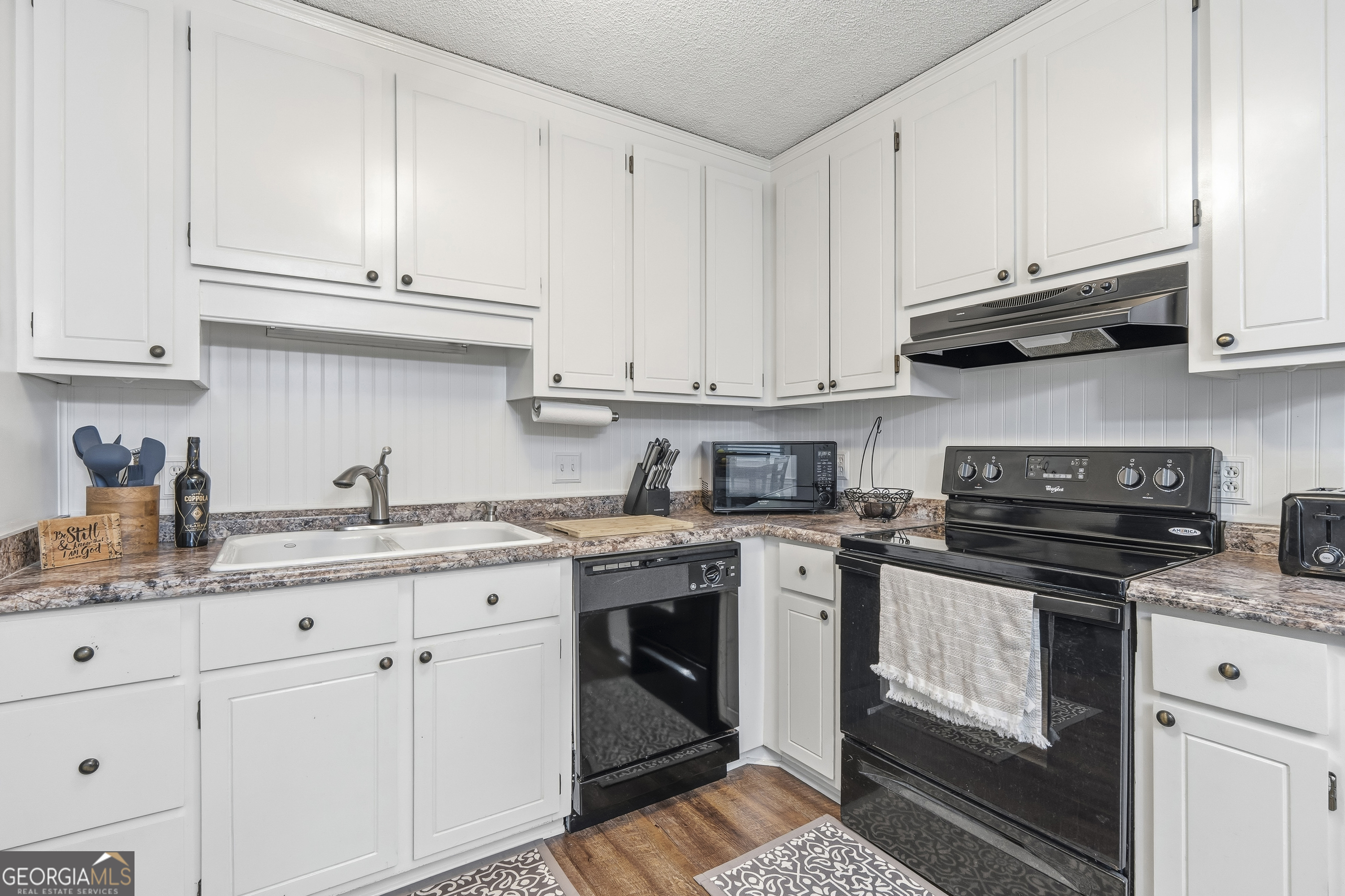 2323 Unaliyi Trail Property Photo 22