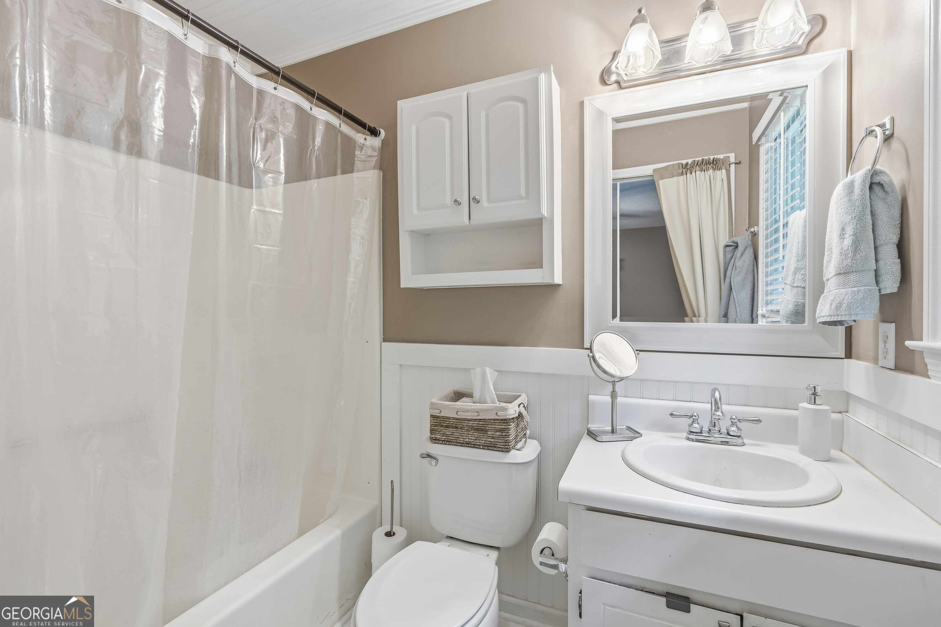 2323 Unaliyi Trail Property Photo 33