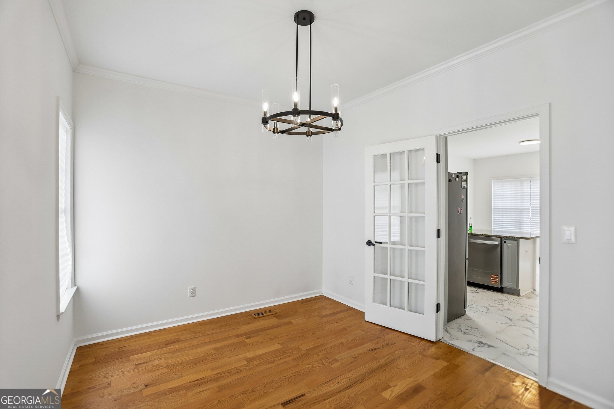 300 Harcourt Place Property Photo 8