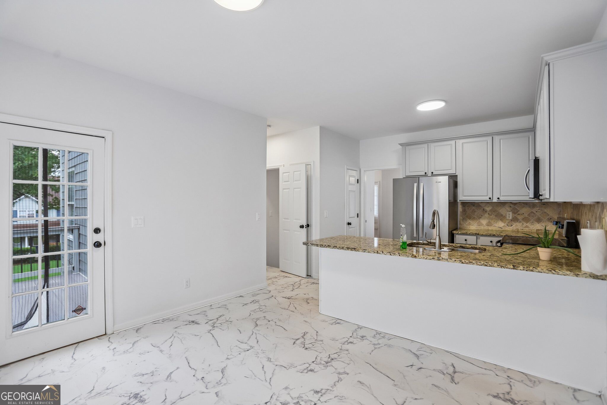 300 Harcourt Place Property Photo 11