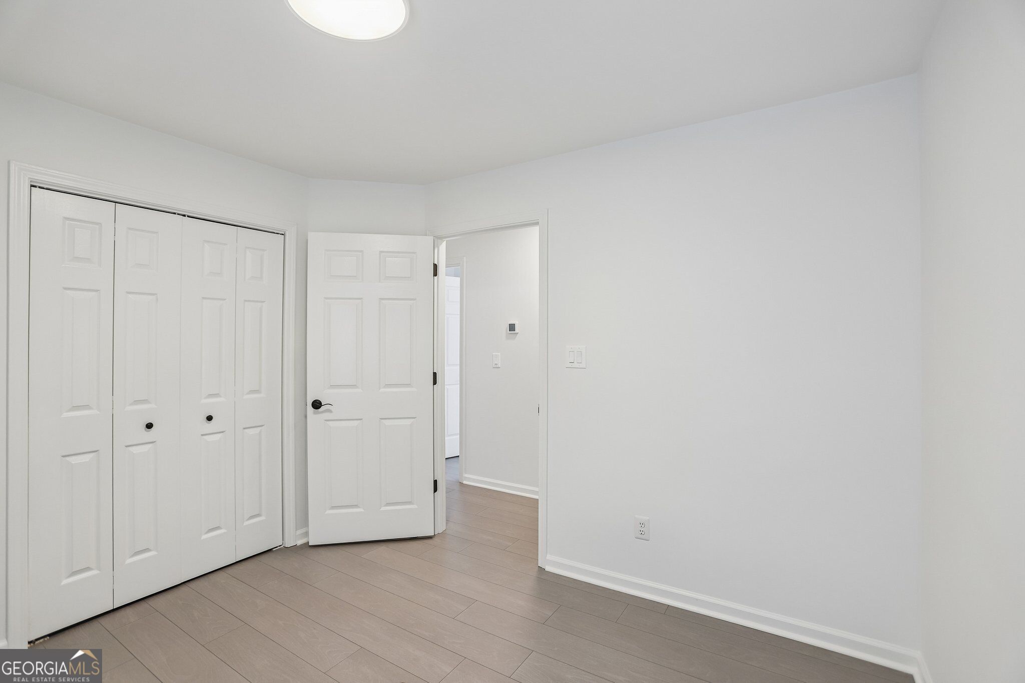 300 Harcourt Place Property Photo 20