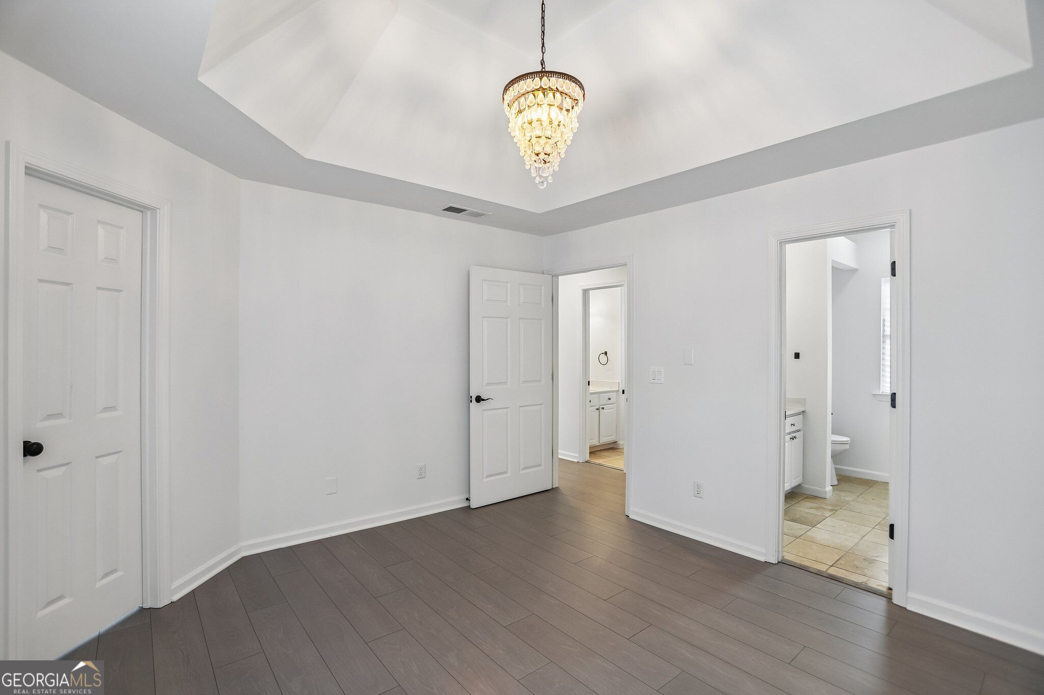 300 Harcourt Place Property Photo 26
