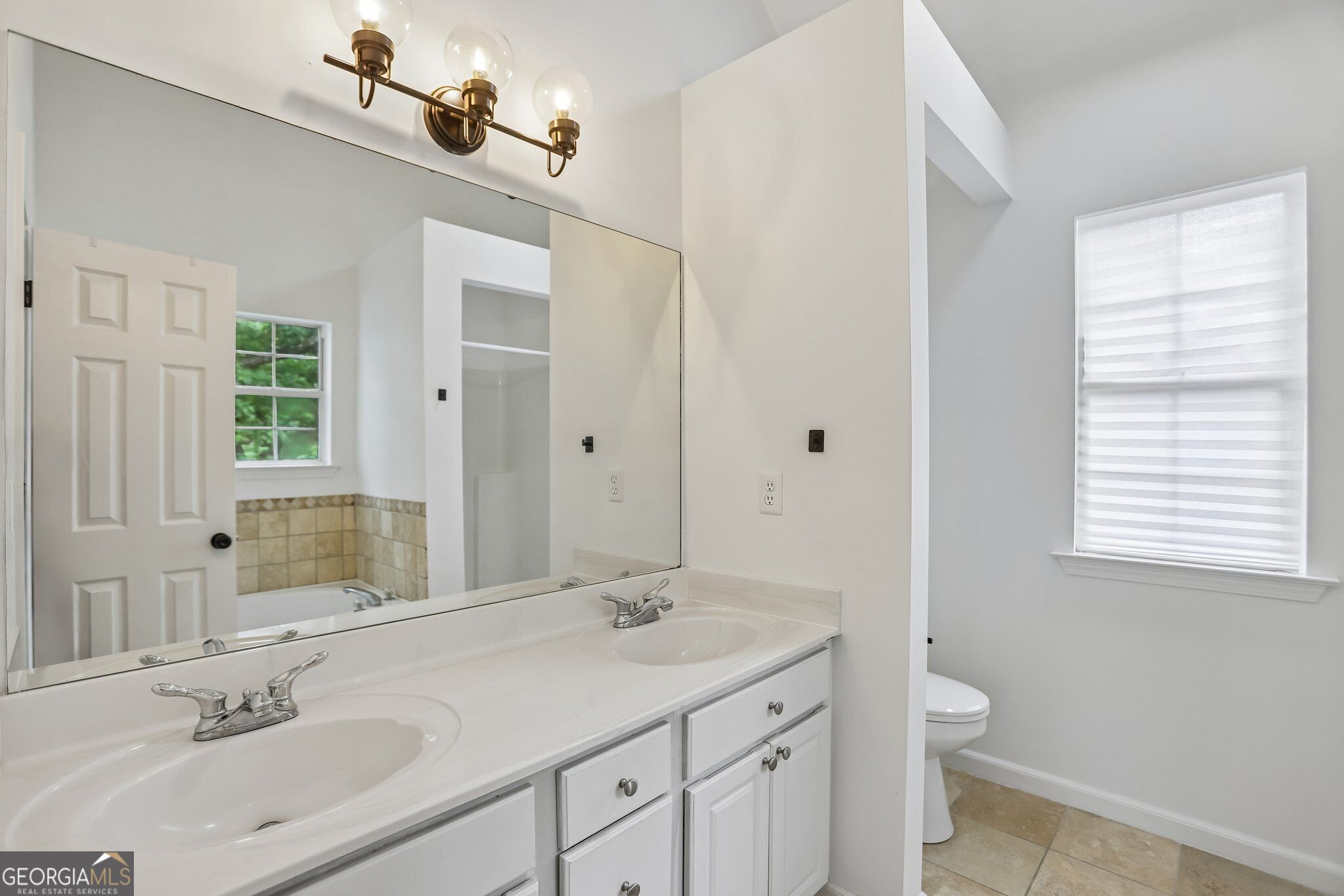 300 Harcourt Place Property Photo 27
