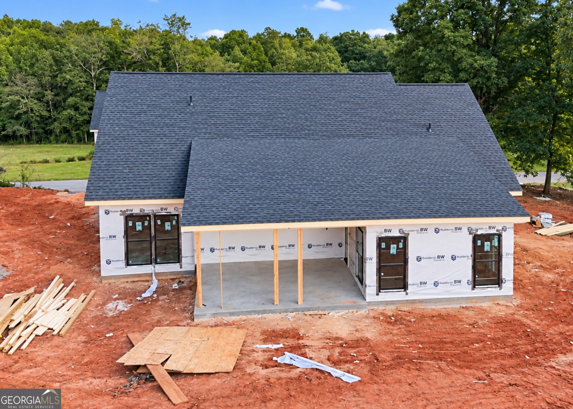389 Stonington Drive Property Photo 4