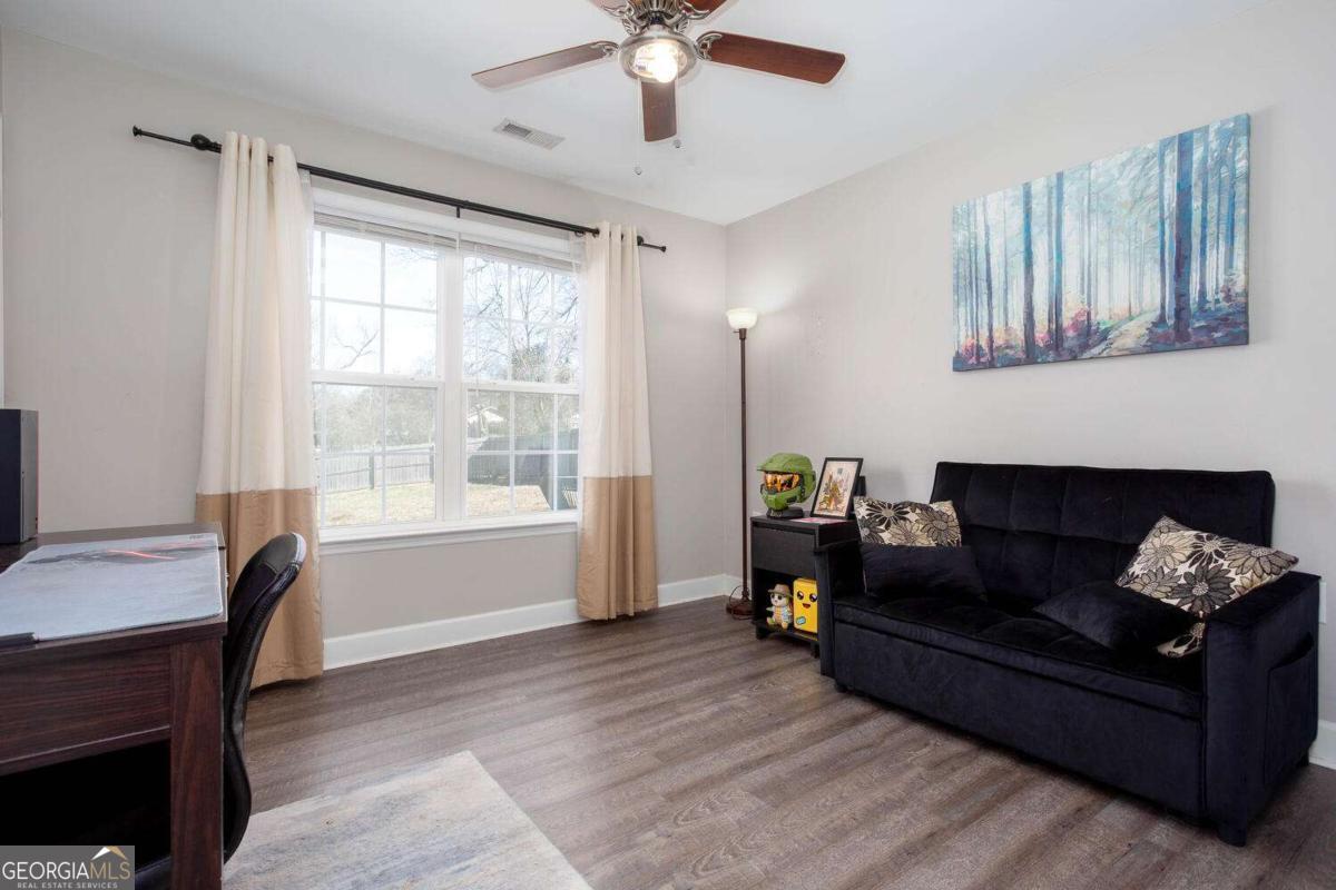 6 Pollock Street Sw Property Photo 7