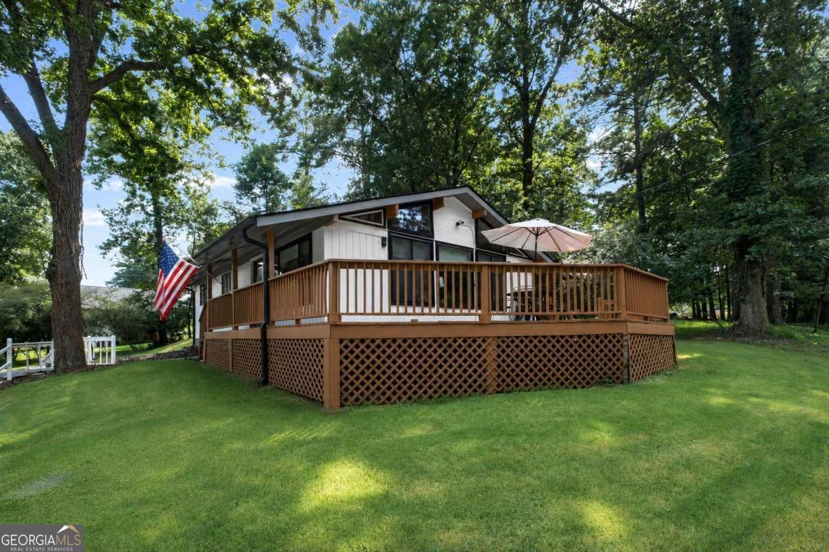 2455 Hawk Creek Trail Property Photo 1