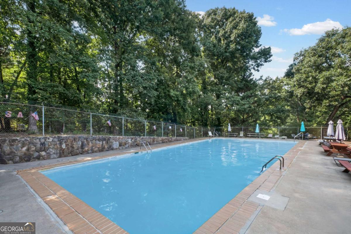 2455 Hawk Creek Trail Property Photo 35