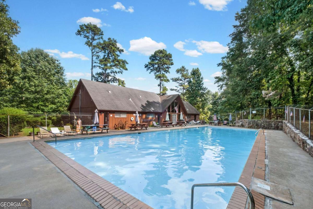 2455 Hawk Creek Trail Property Photo 37