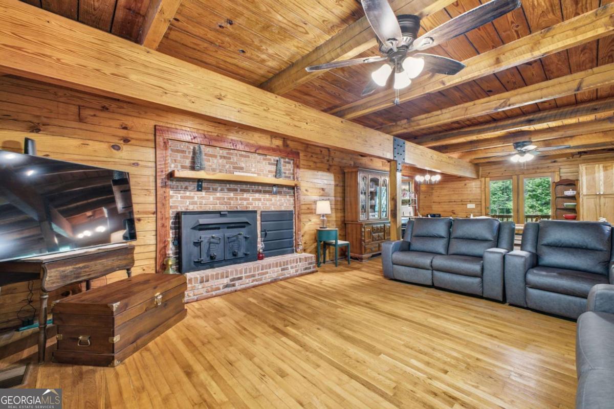 206 Henson Road Sw Property Photo 4