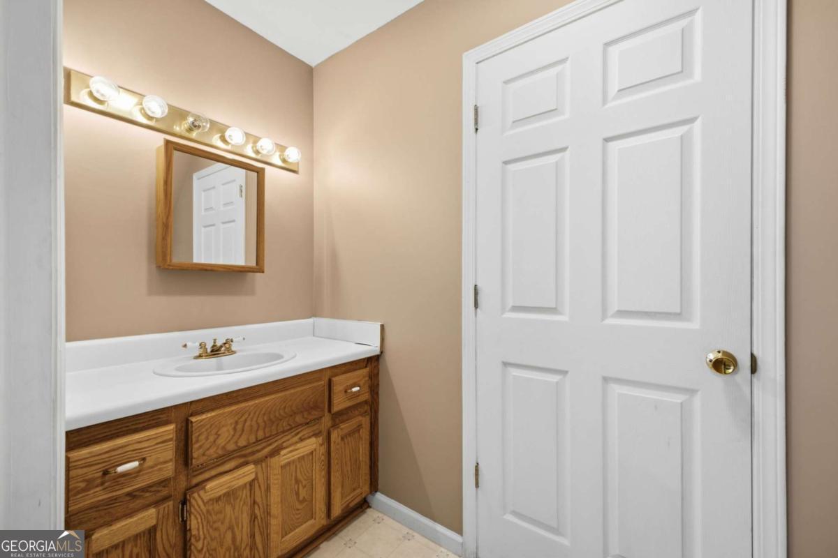 206 Henson Road Sw Property Photo 43