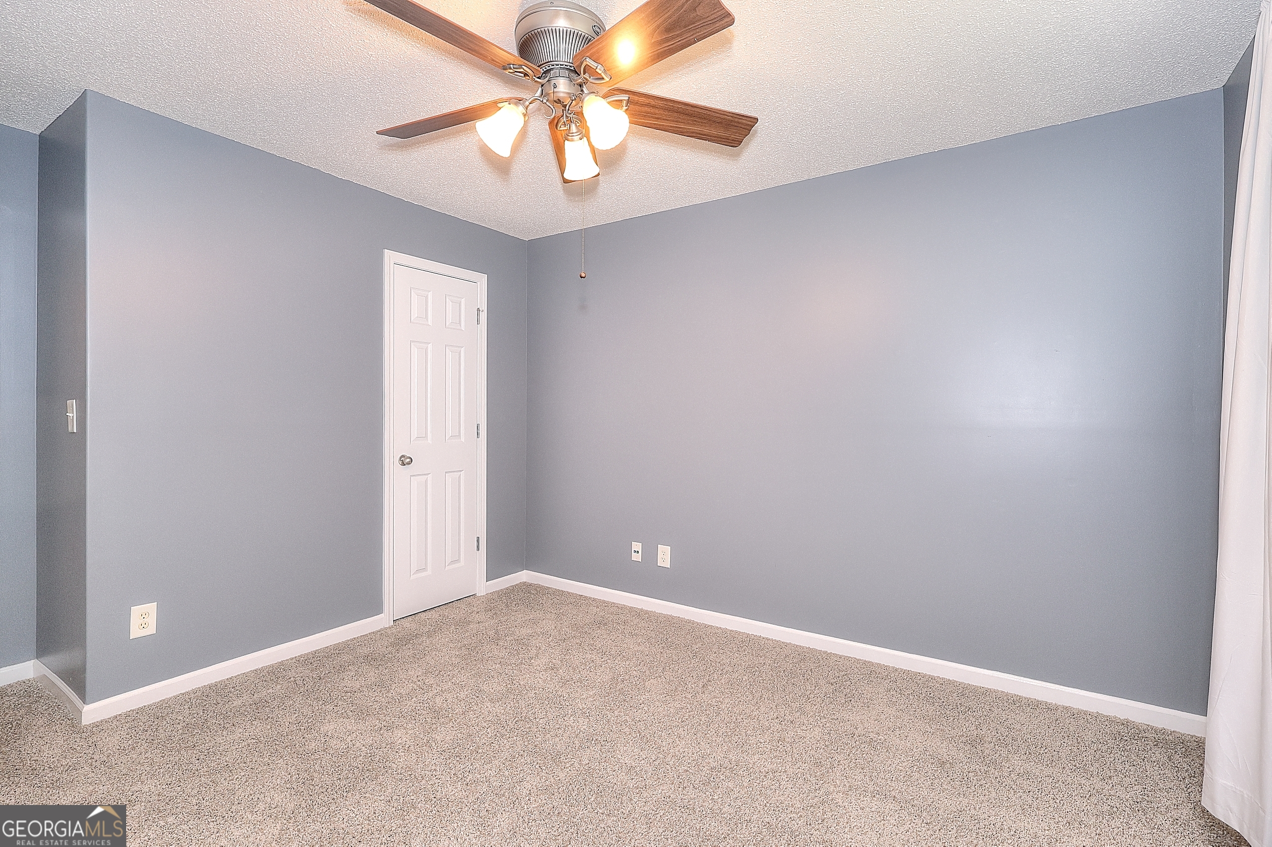 1439 Princeton Drive Property Photo 8