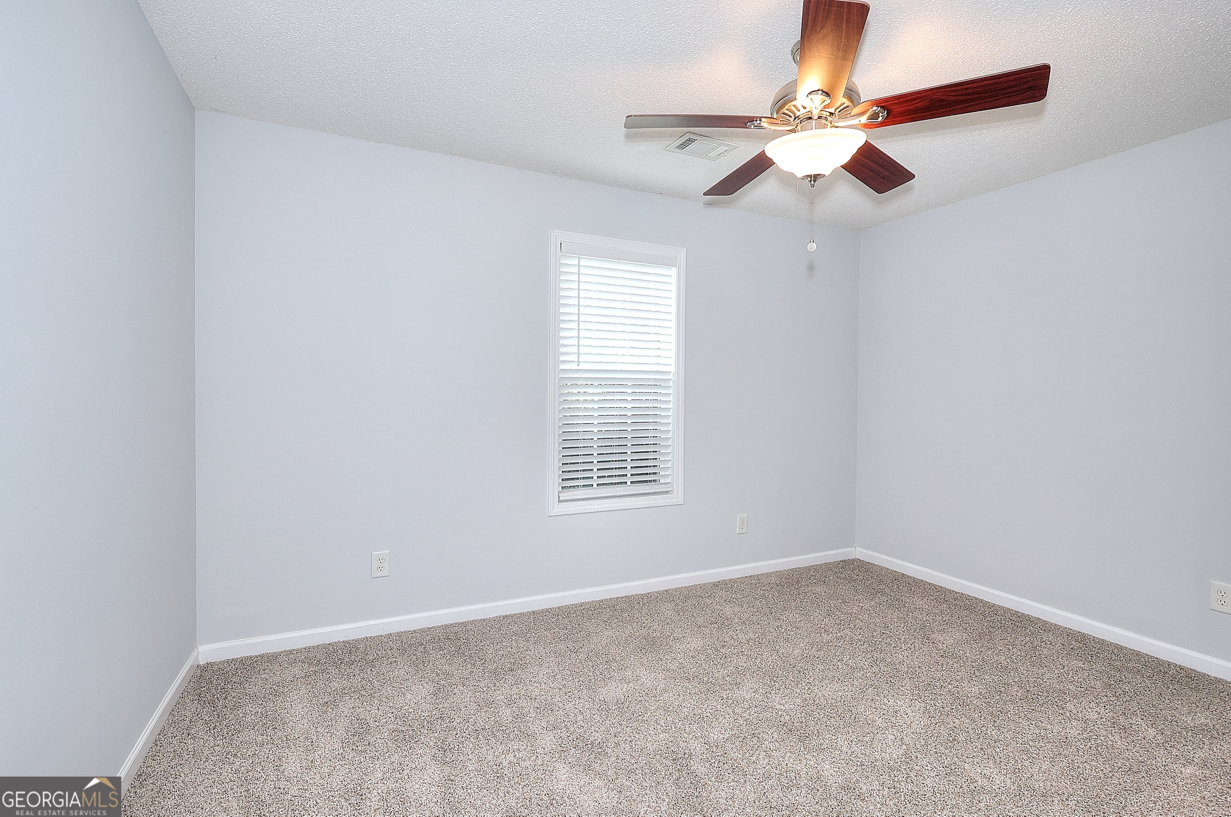 1439 Princeton Drive Property Photo 9