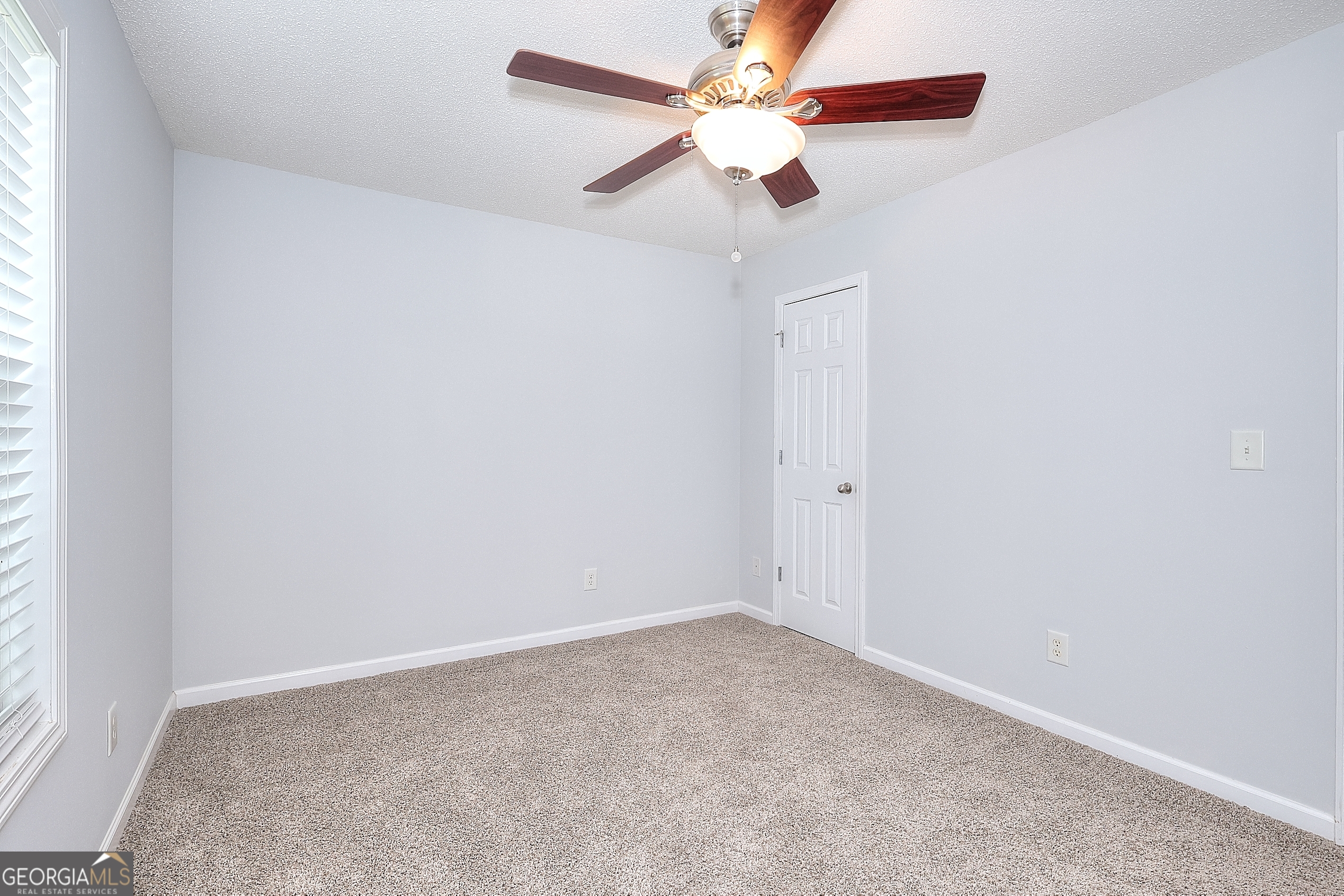 1439 Princeton Drive Property Photo 10