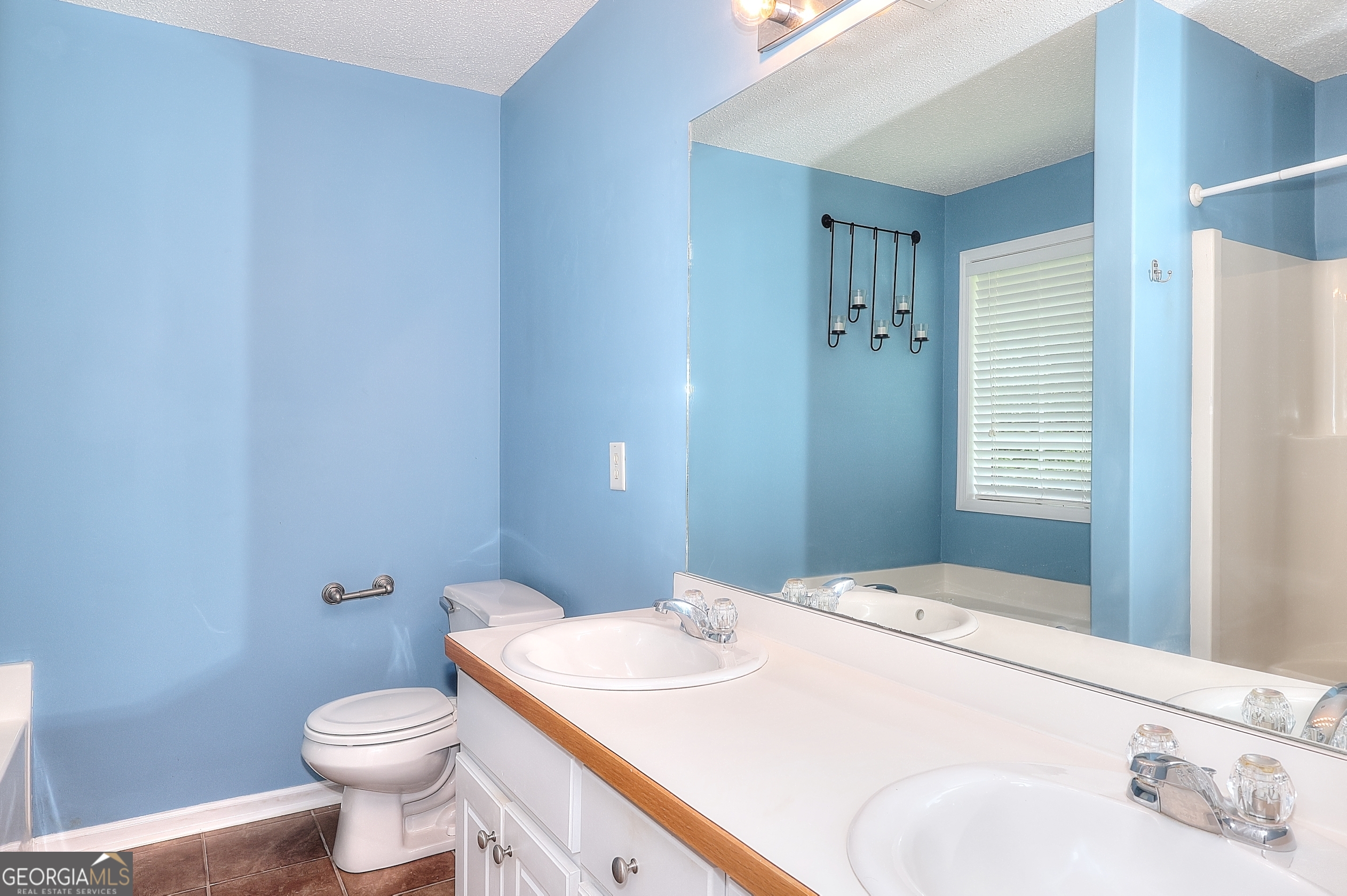 1439 Princeton Drive Property Photo 15