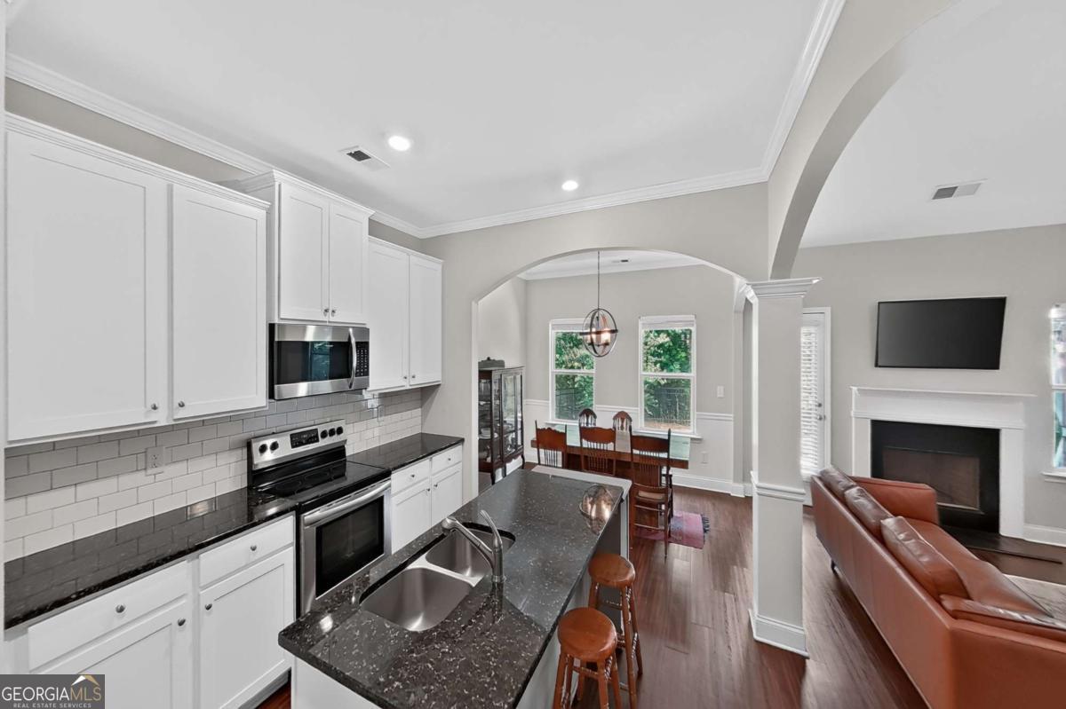 2530 Grayton Loop Property Photo 1