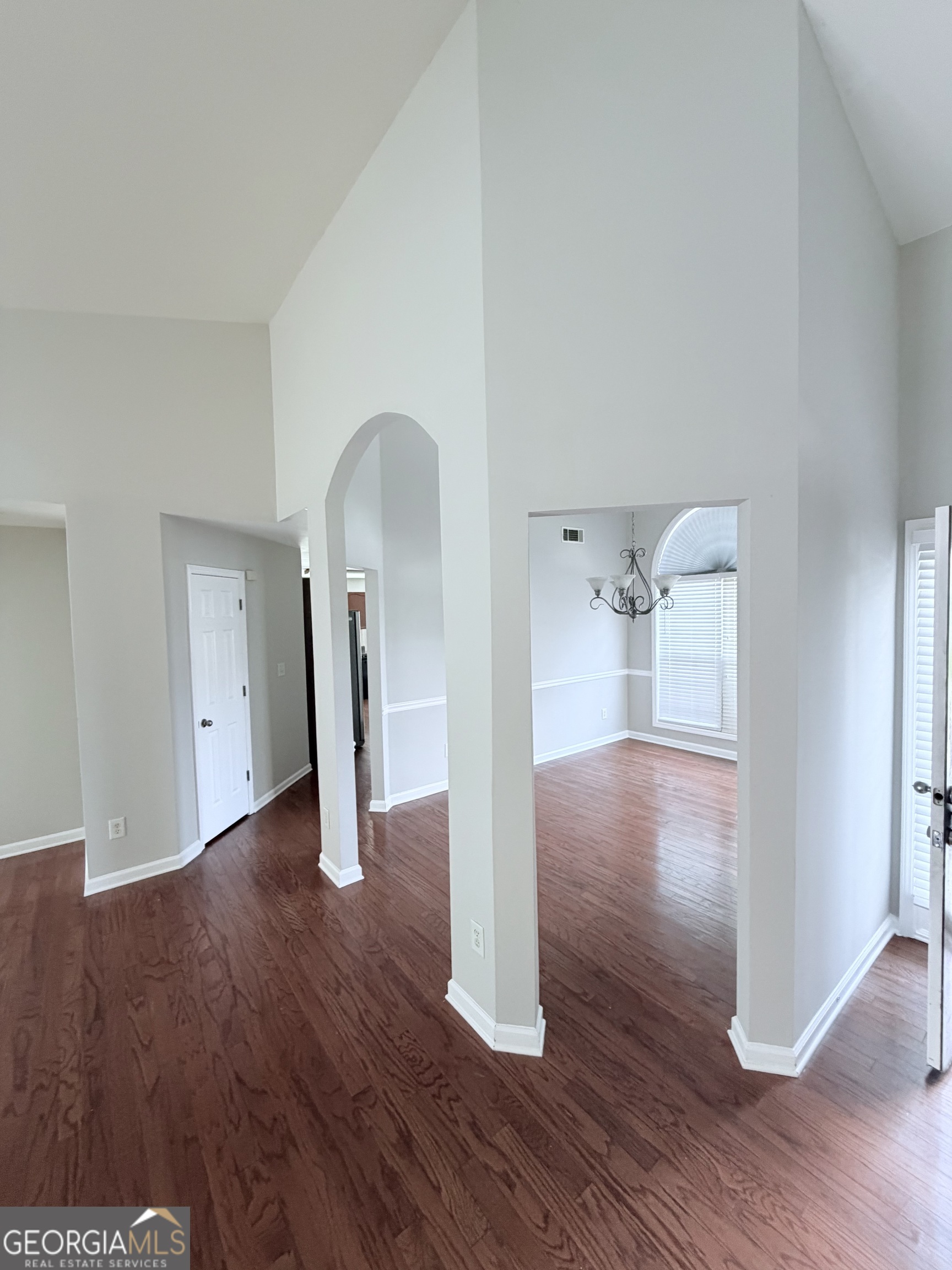 3816 Landing Terrace Property Photo 5