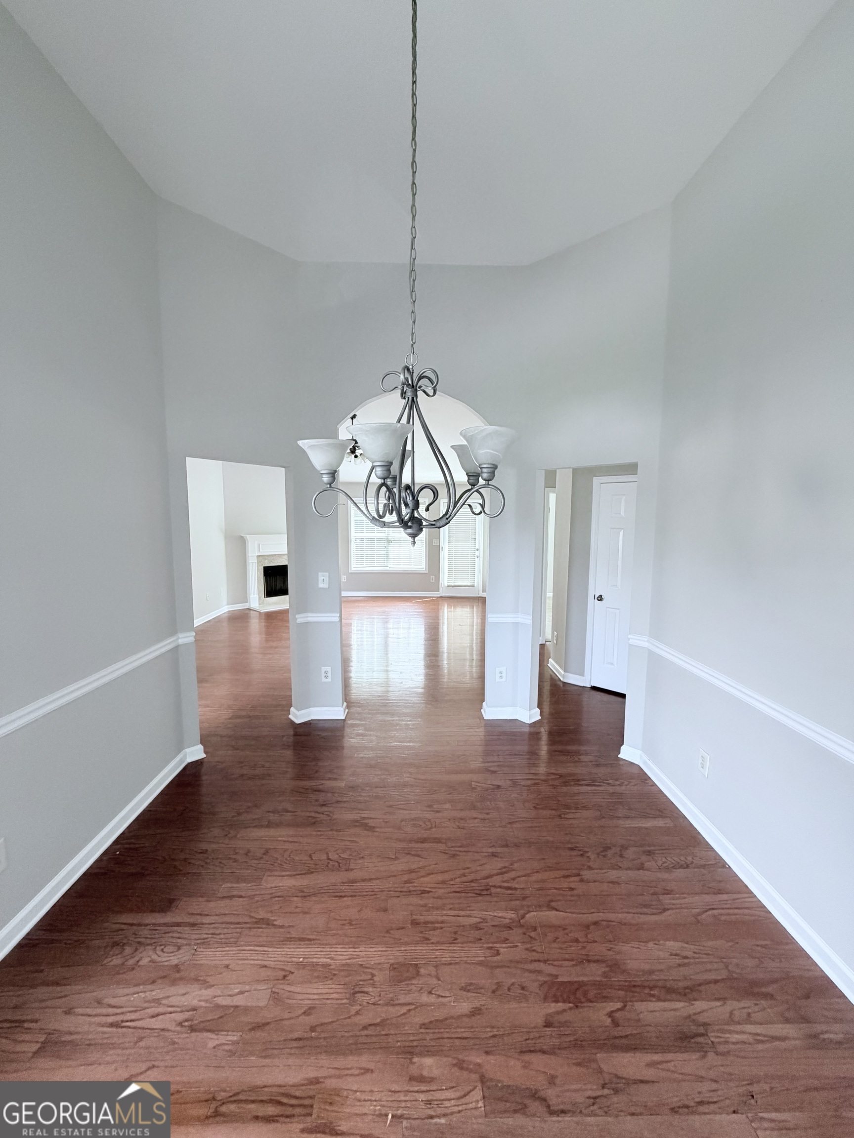 3816 Landing Terrace Property Photo 6