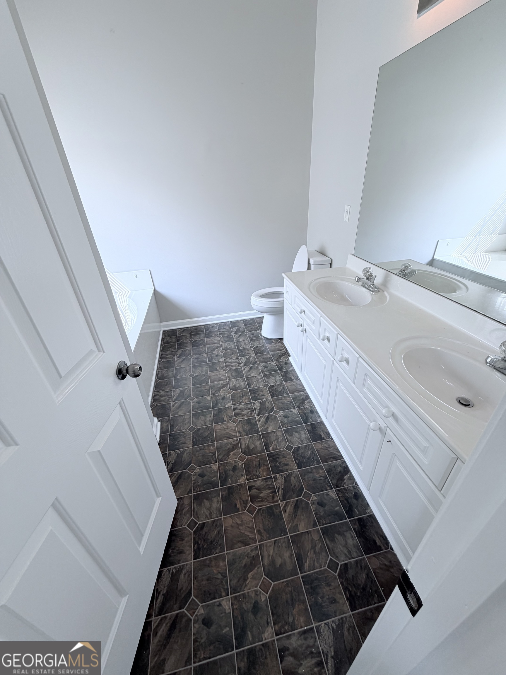 3816 Landing Terrace Property Photo 16